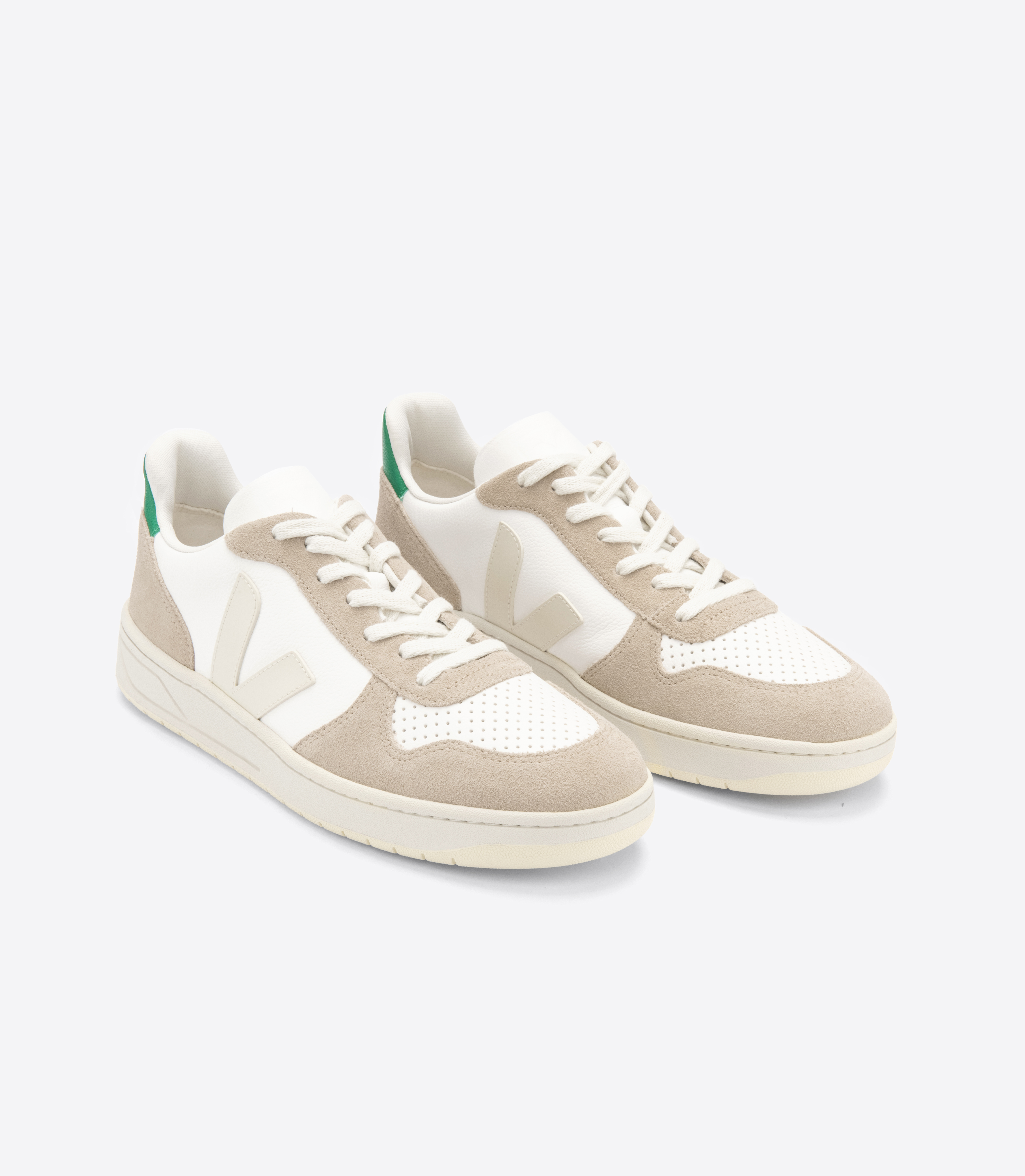 VEJA★V-10★兼用★EXTRA WHITE EMERAUDE SAHARA veja-sneakers-v-10-leather-