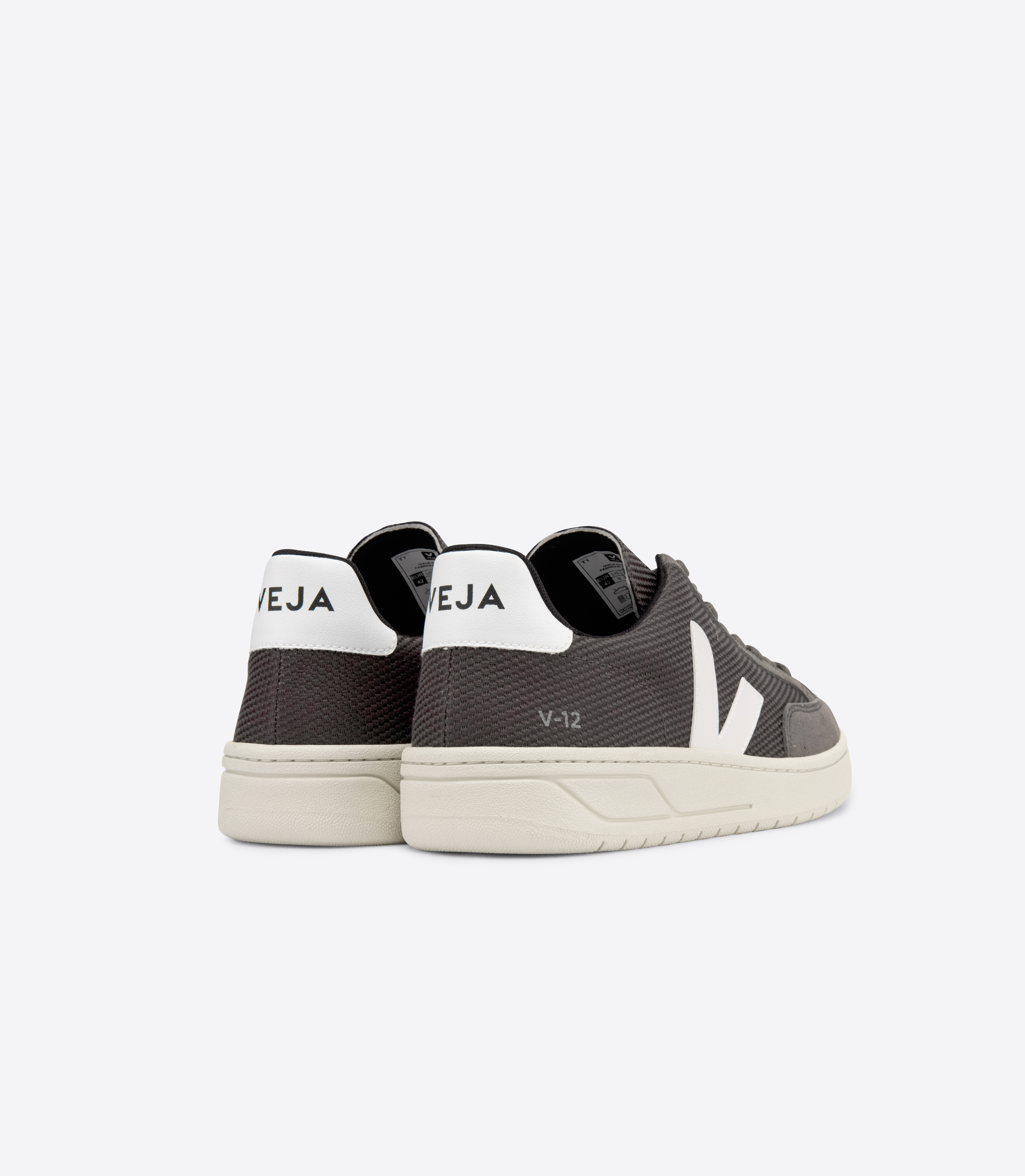veja-sneakers-v-12-recycled-