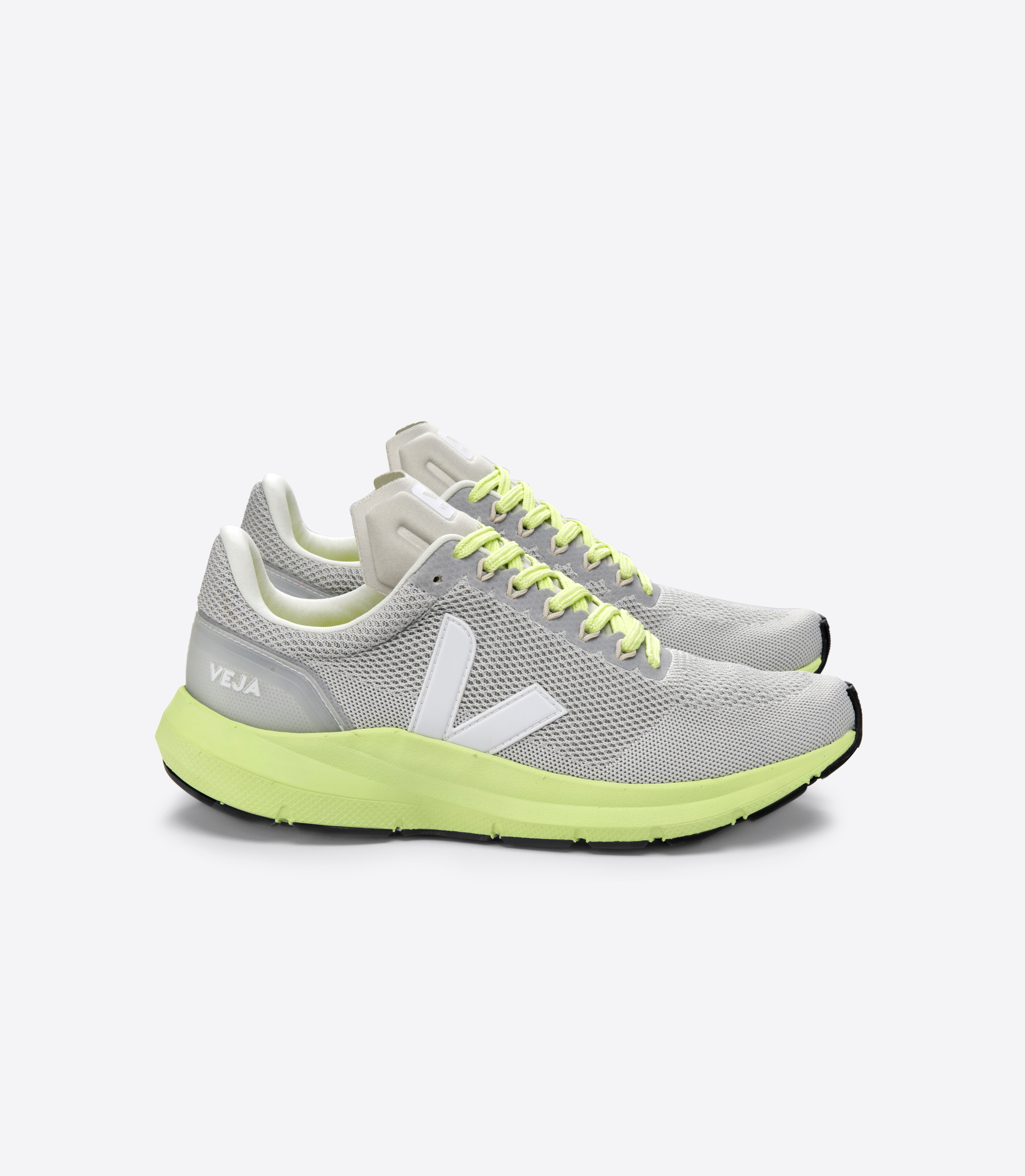 VEJAヴェジャMarlin LT V-Knit Sneakersスニーカー Veja Marlin LT V-Knit Running Shoes Gray Pink Women