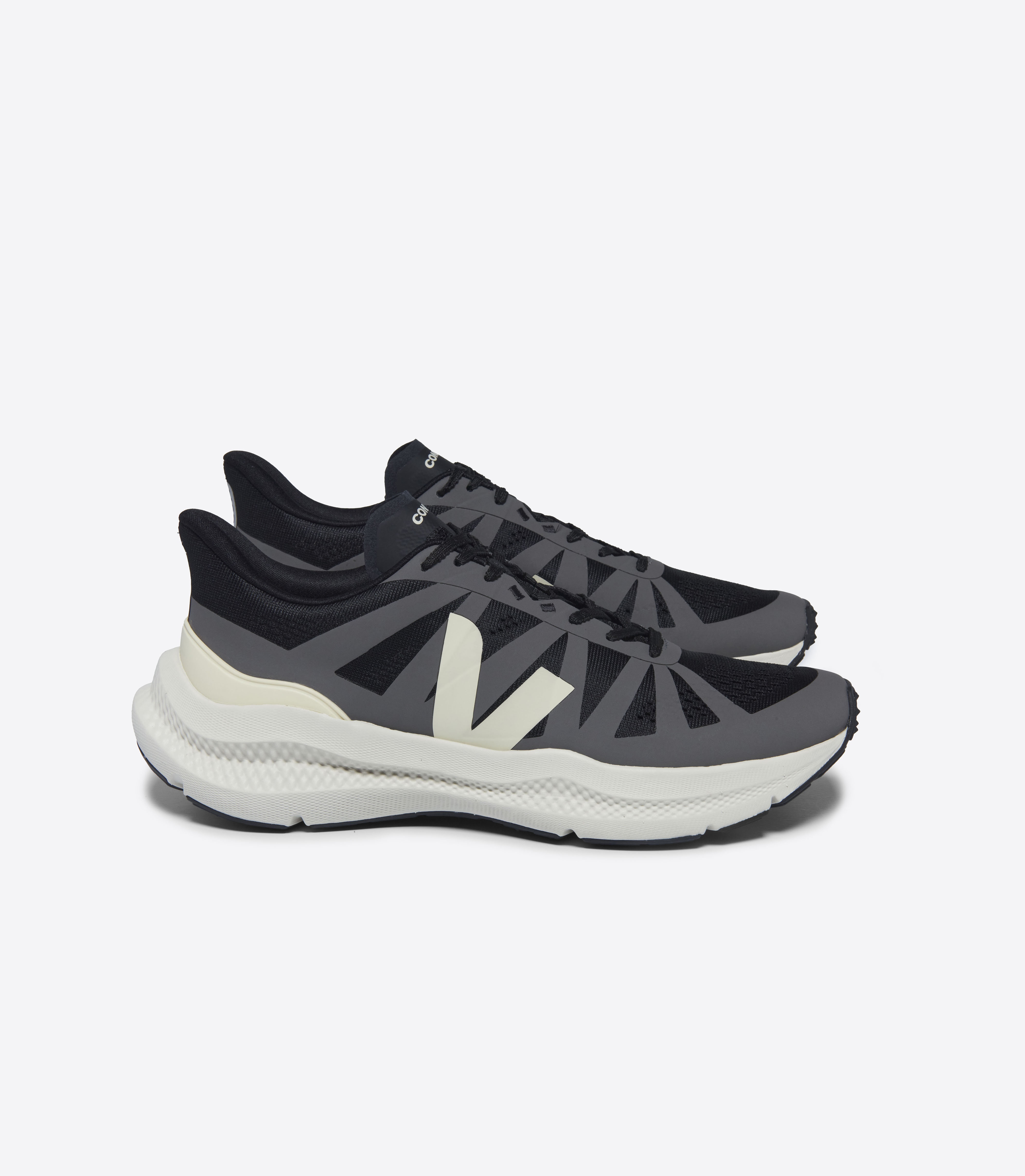 CONDOR 3 ENGINEERED-MESH BLACK CALCAIRE | VEJA