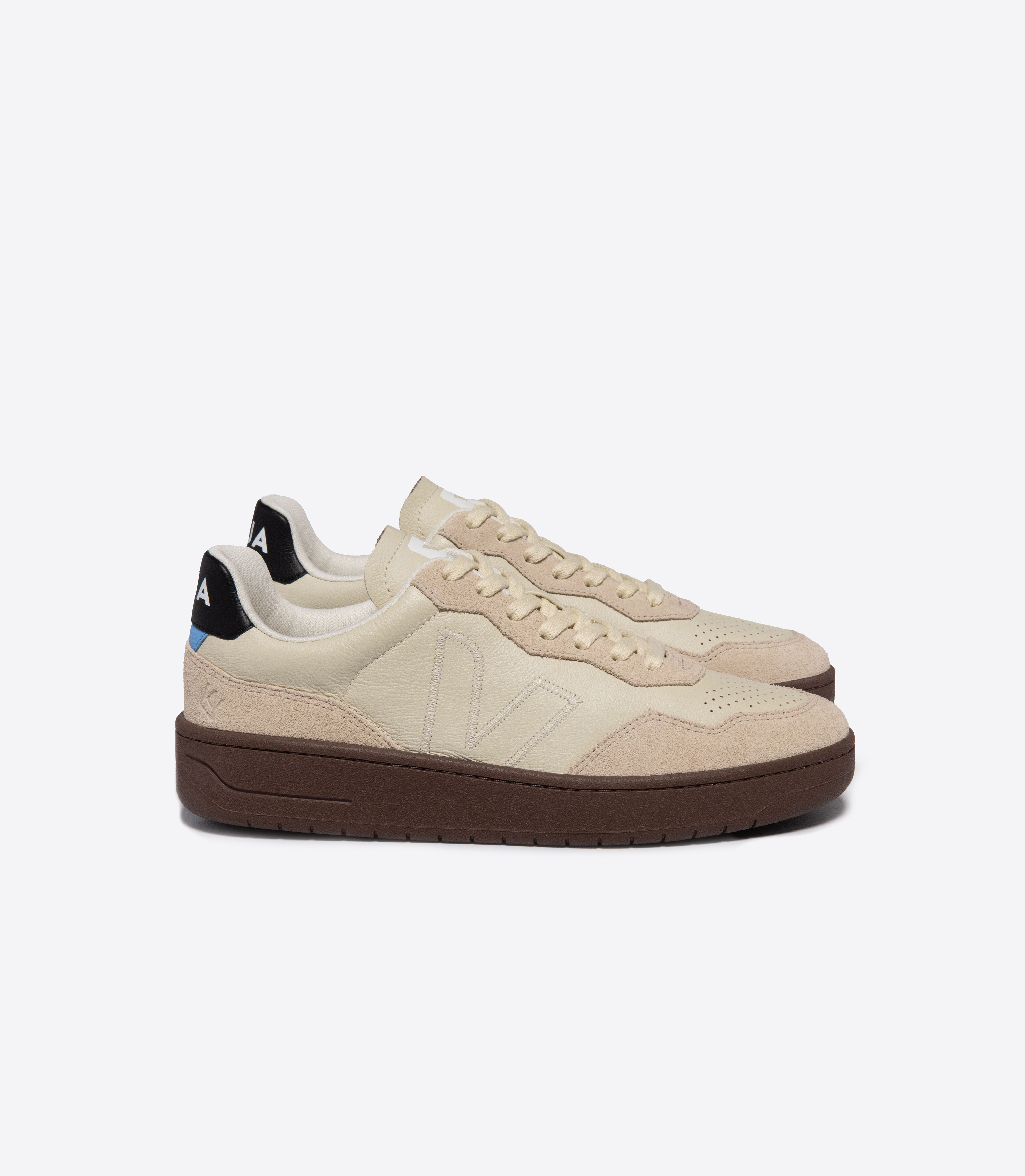 V-90 LEATHER CENTRE COMMERCIAL PIERRE BLACK | VEJA