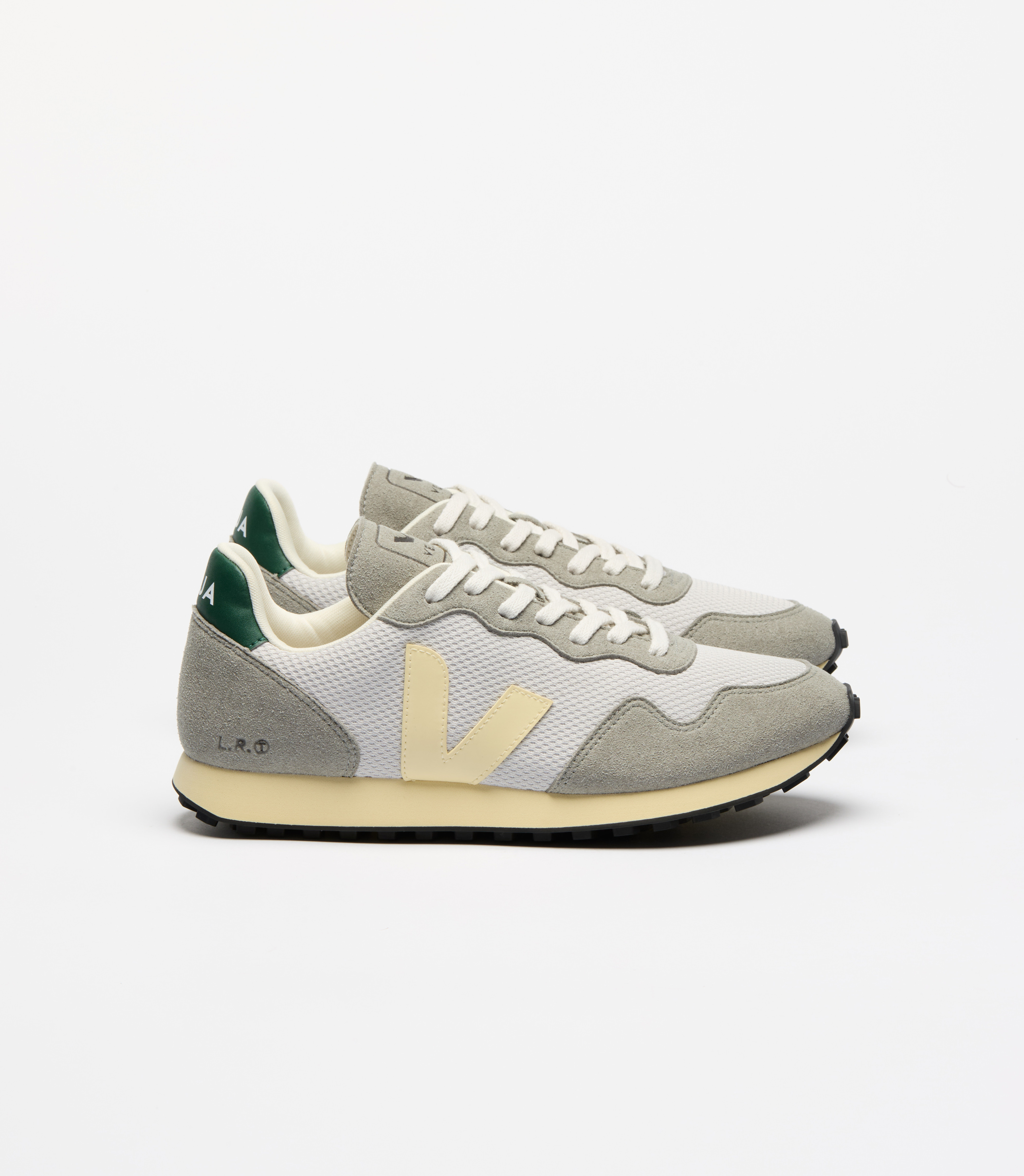 veja-sneakers-sdu-rec-recycled