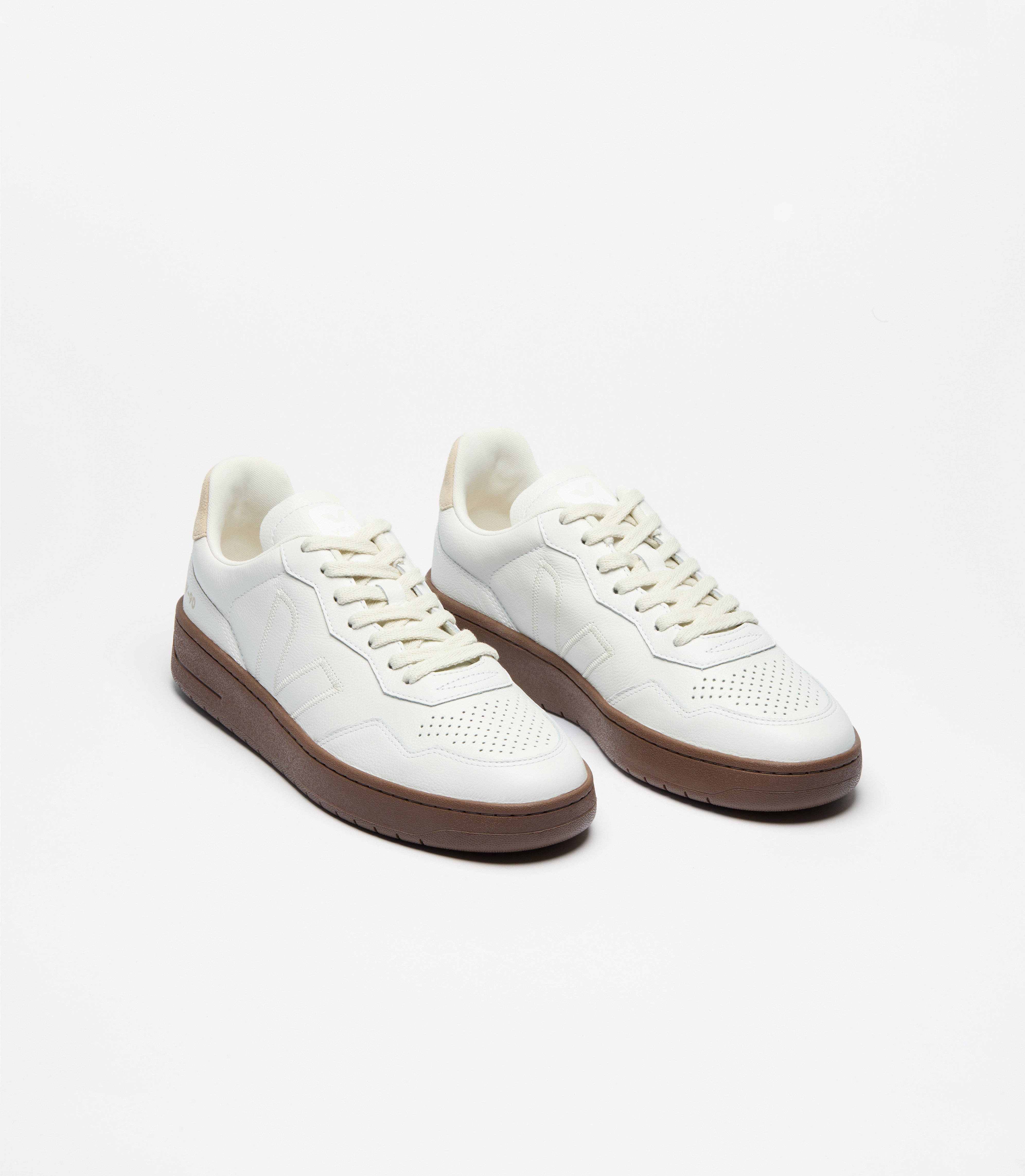 【VEJA】V-90 O.T. Leather｜Pierre White s-l400.jpg