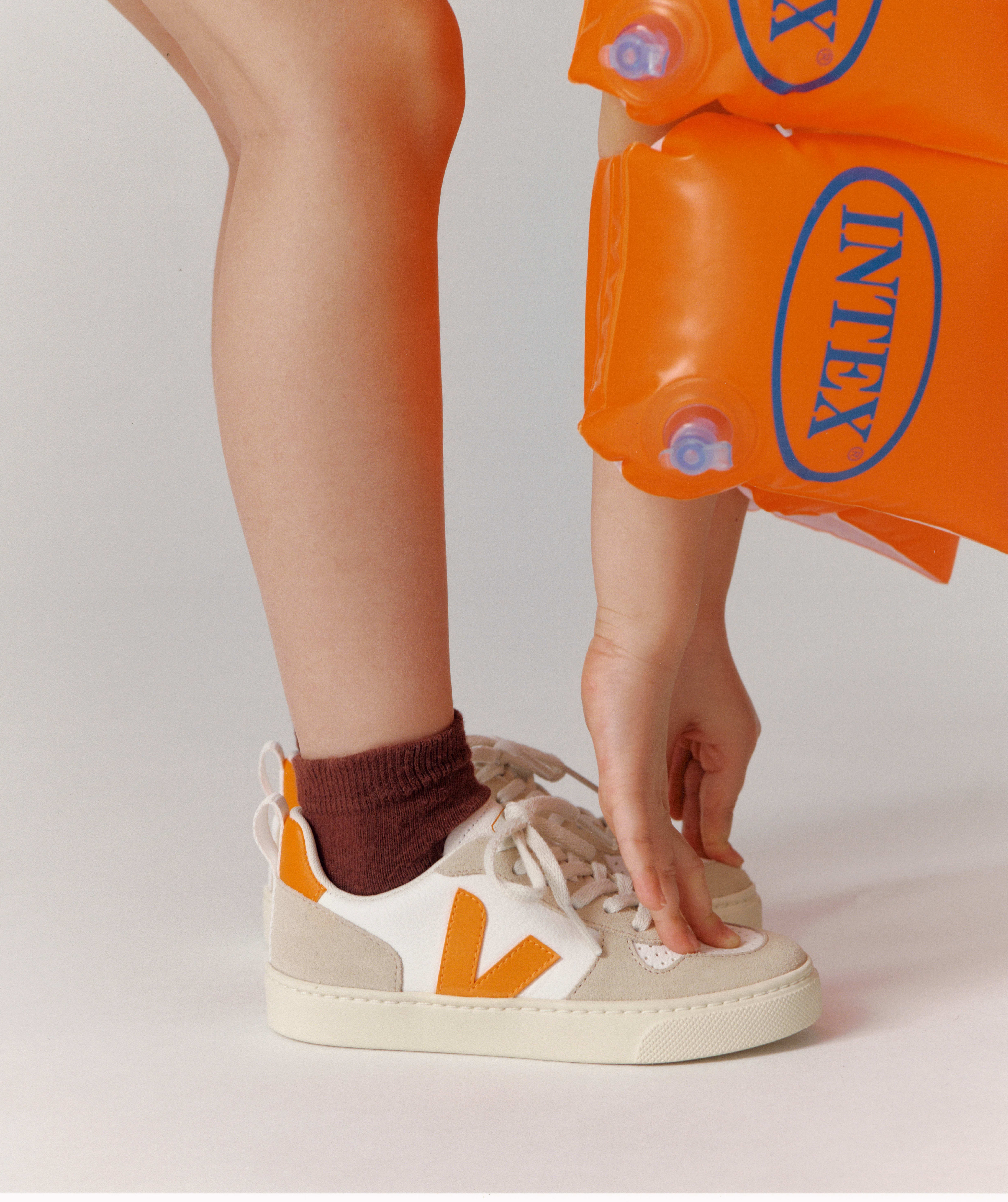 VEJA★V-10 ALVEOMESH WHITE BELLINI ALMOND 638428-previewer.jpg