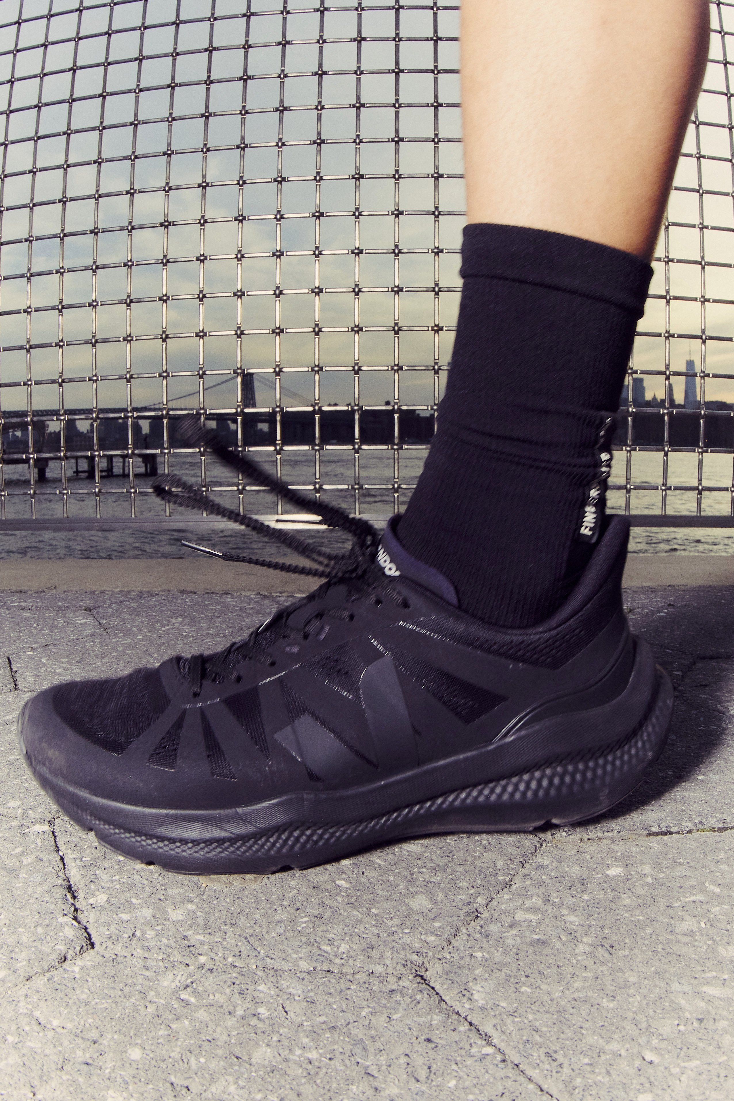 CONDOR 3 ENGINEERED-MESH FULL BLACK | VEJA