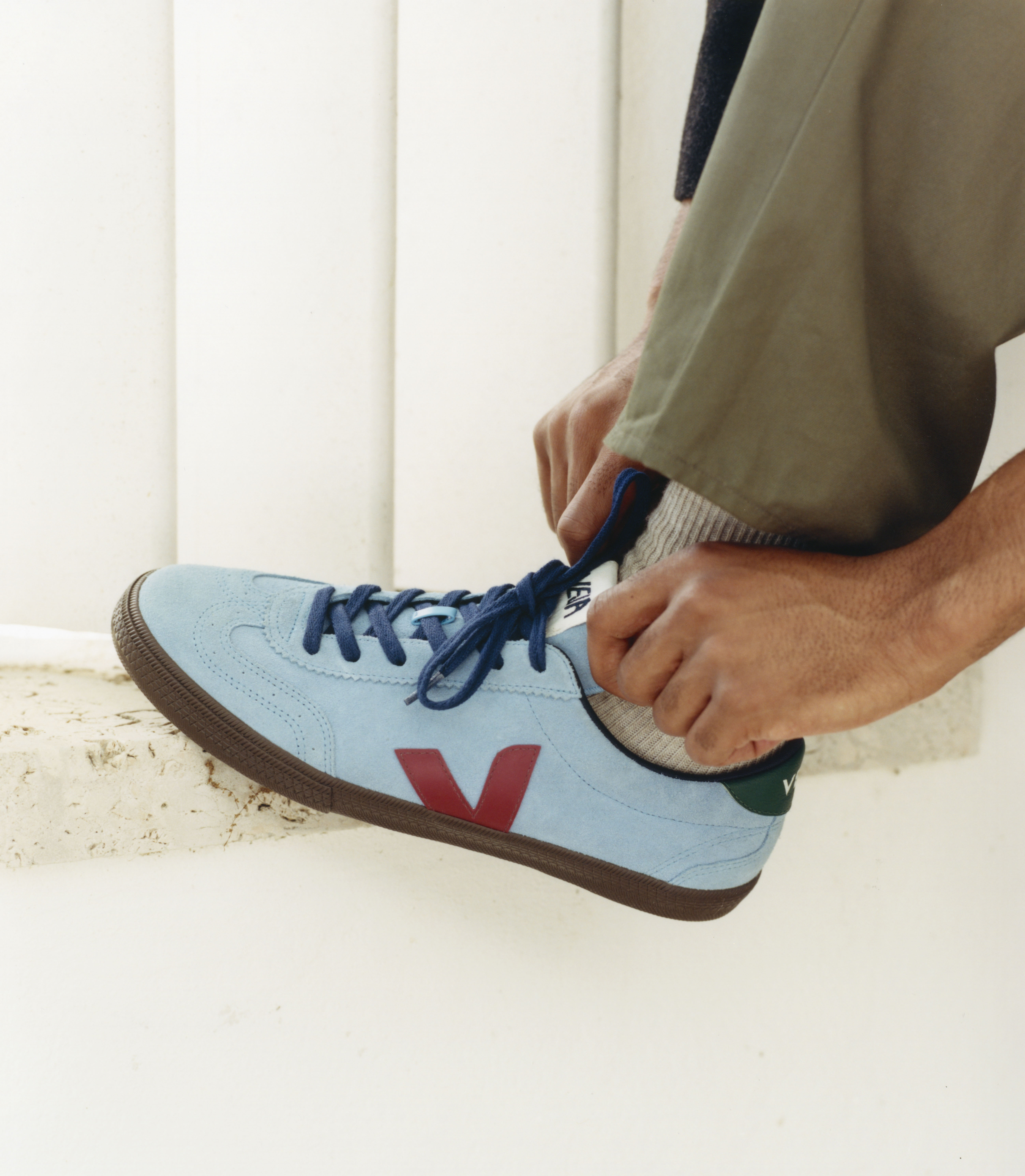 veja-sneakers-volley-suede-