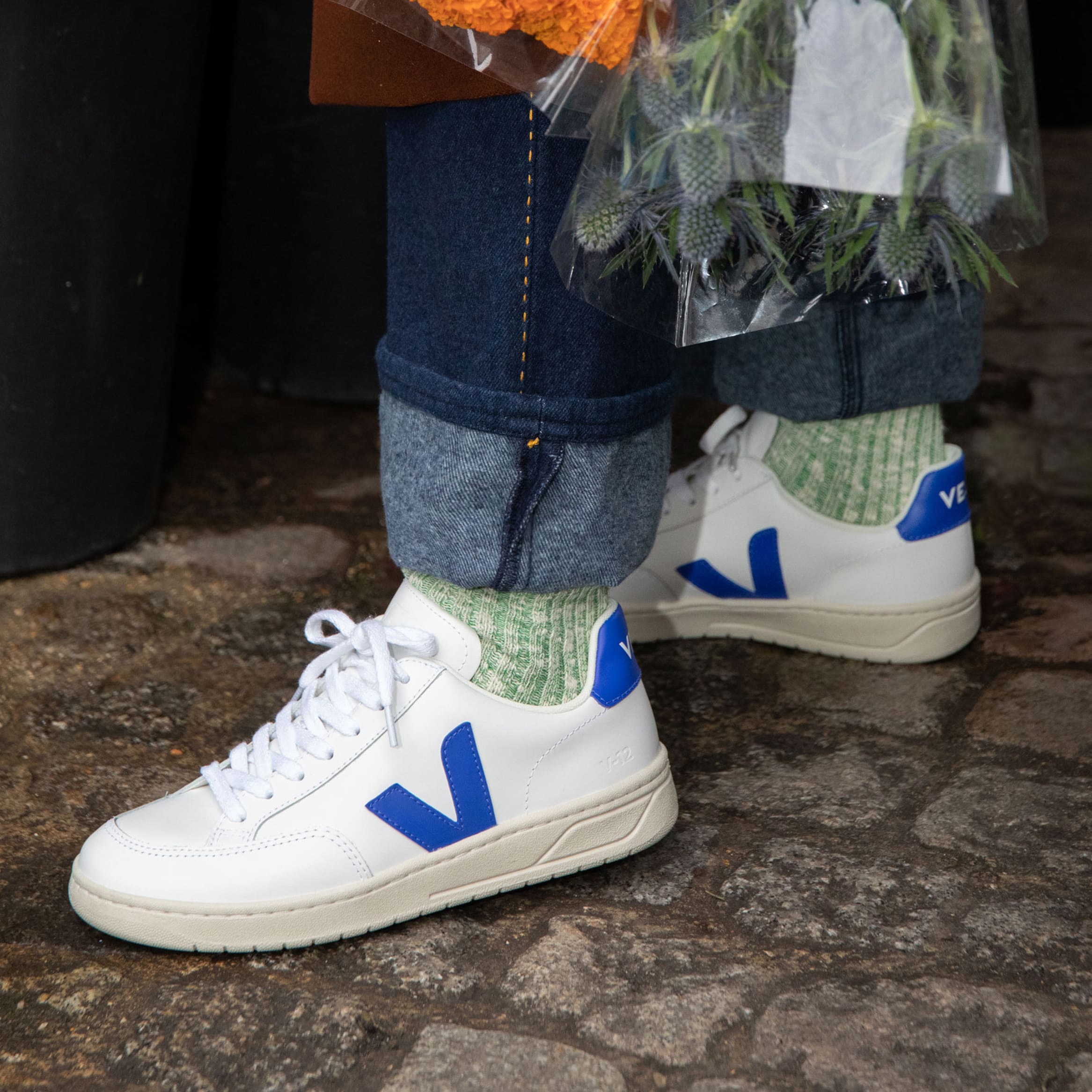 V-12 LEATHER WHITE SABLE | VEJA