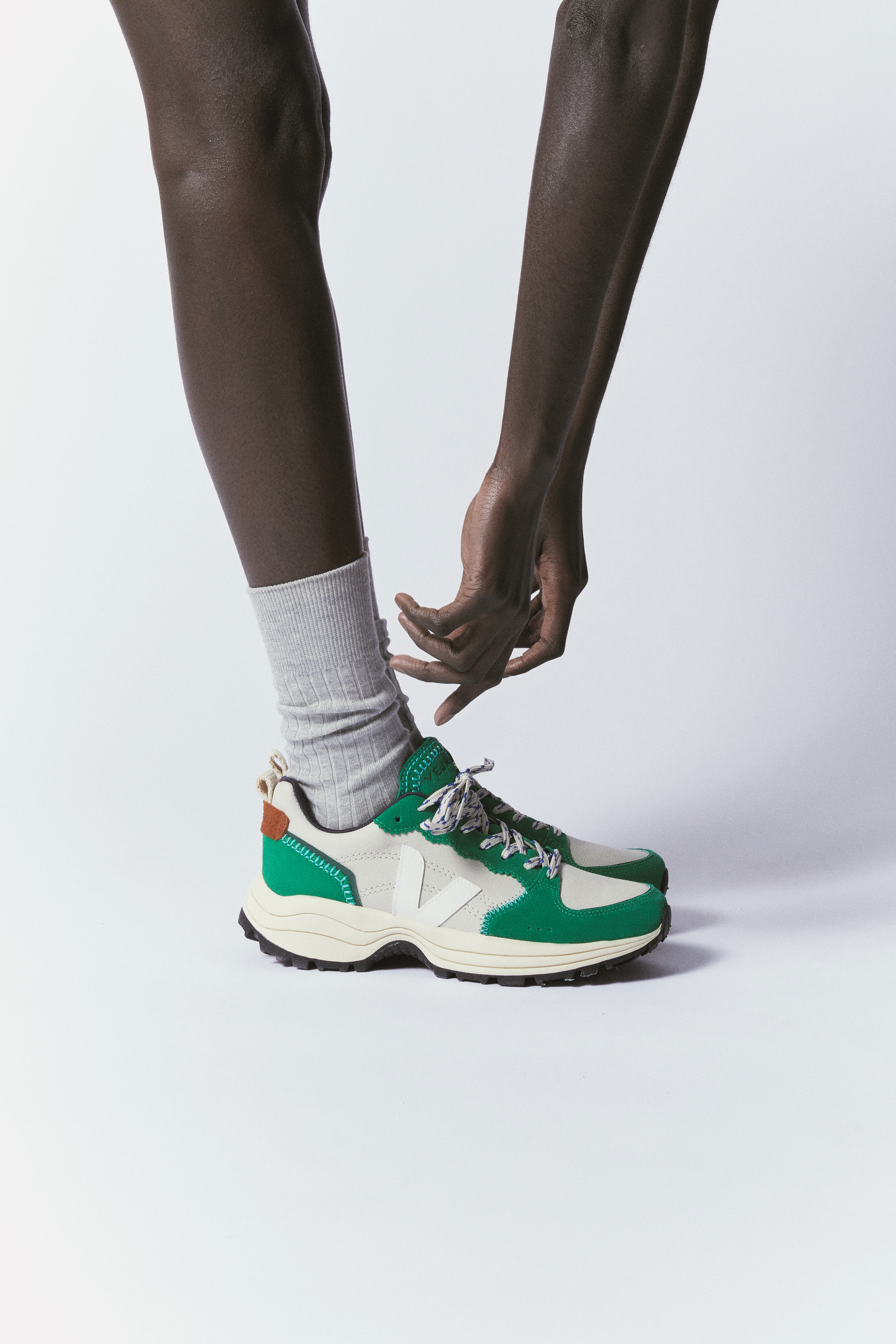 VEJA x BIMBA Y LOLA VENTURI II★コラボ★厚底 VENTURI II LEATHER VEJA X BIMBA Y LOLA MULTICO EMERAUDE | VEJA
