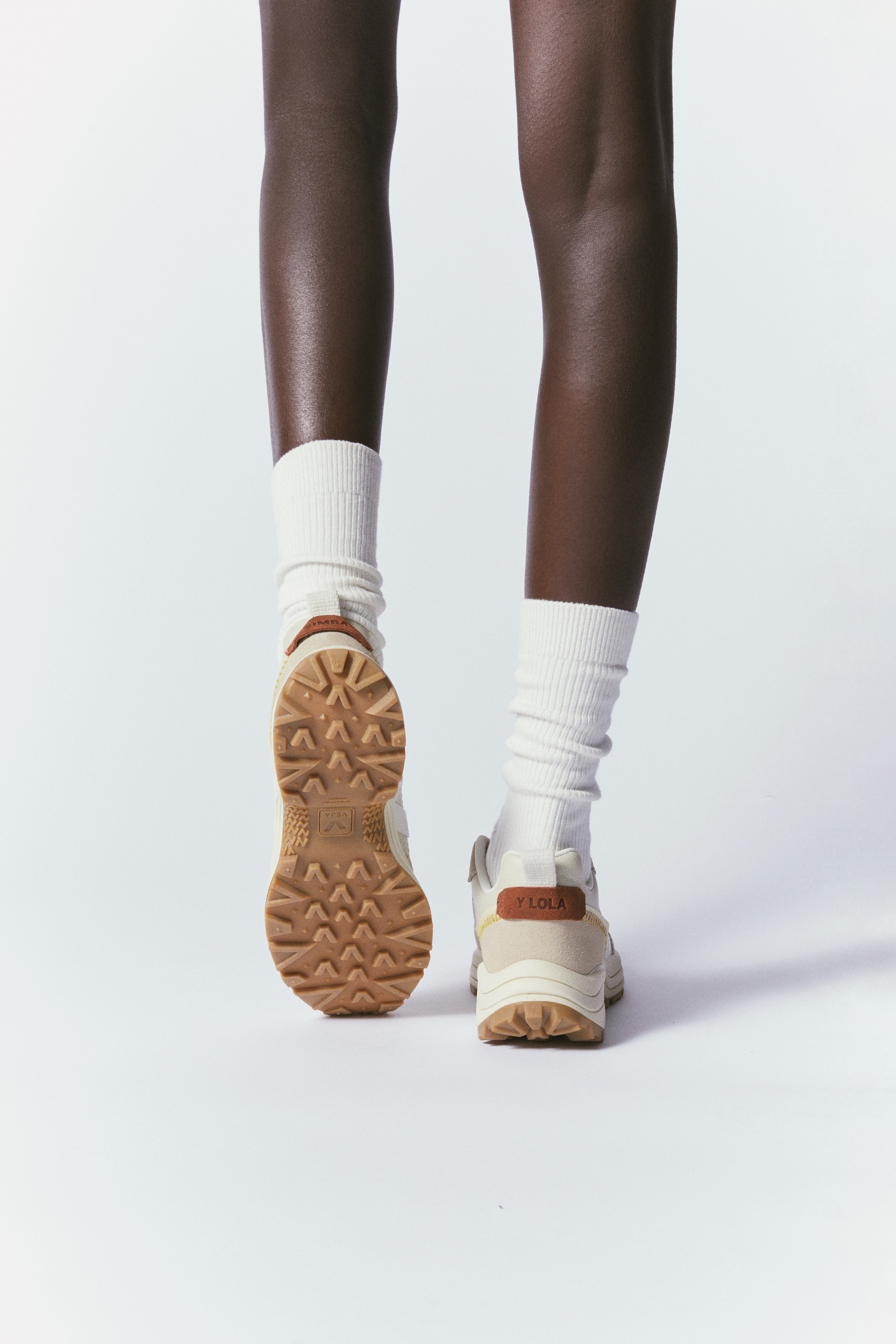 VEJA x BIMBA Y LOLA VENTURI II★コラボ★厚底 VENTURI II LEATHER VEJA X BIMBA Y LOLA MULTICO EMERAUDE | VEJA