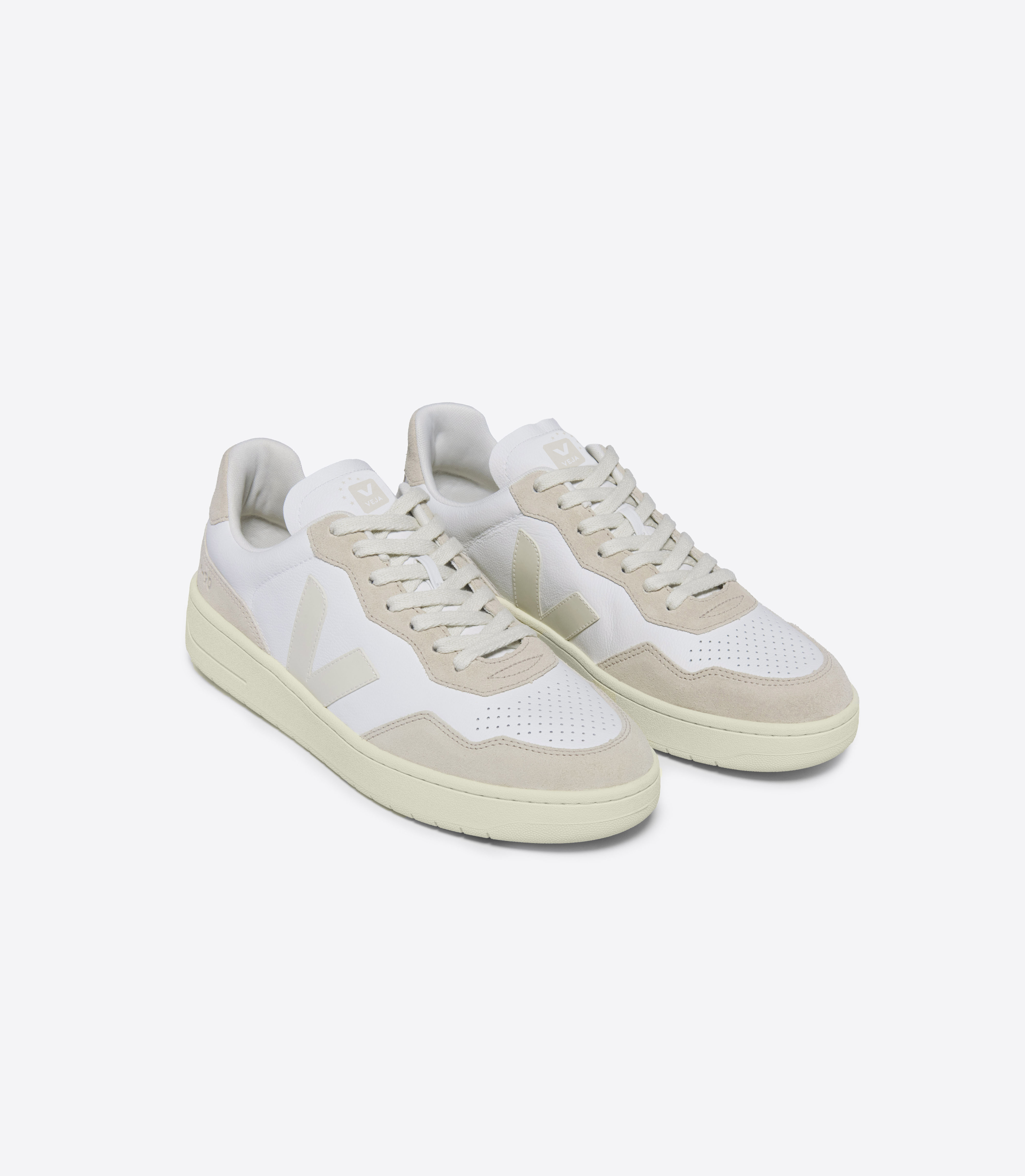 VEJA★V-90 LEATHER★兼用★WHITE PIERRE ALMOND V-90 LEATHER WHITE PIERRE ALMOND | VEJA