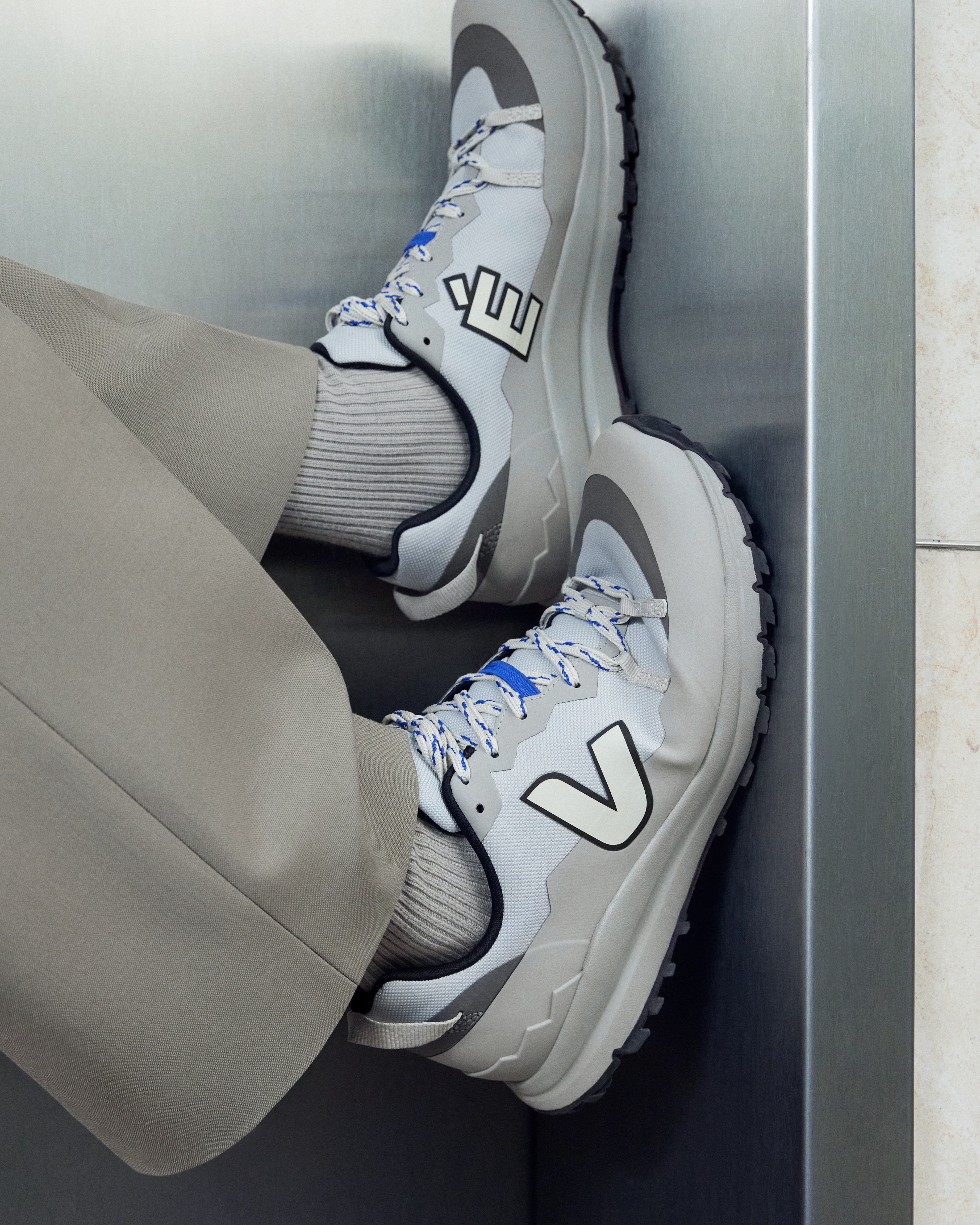 VEJA X ÉTUDES SHARK | VEJA