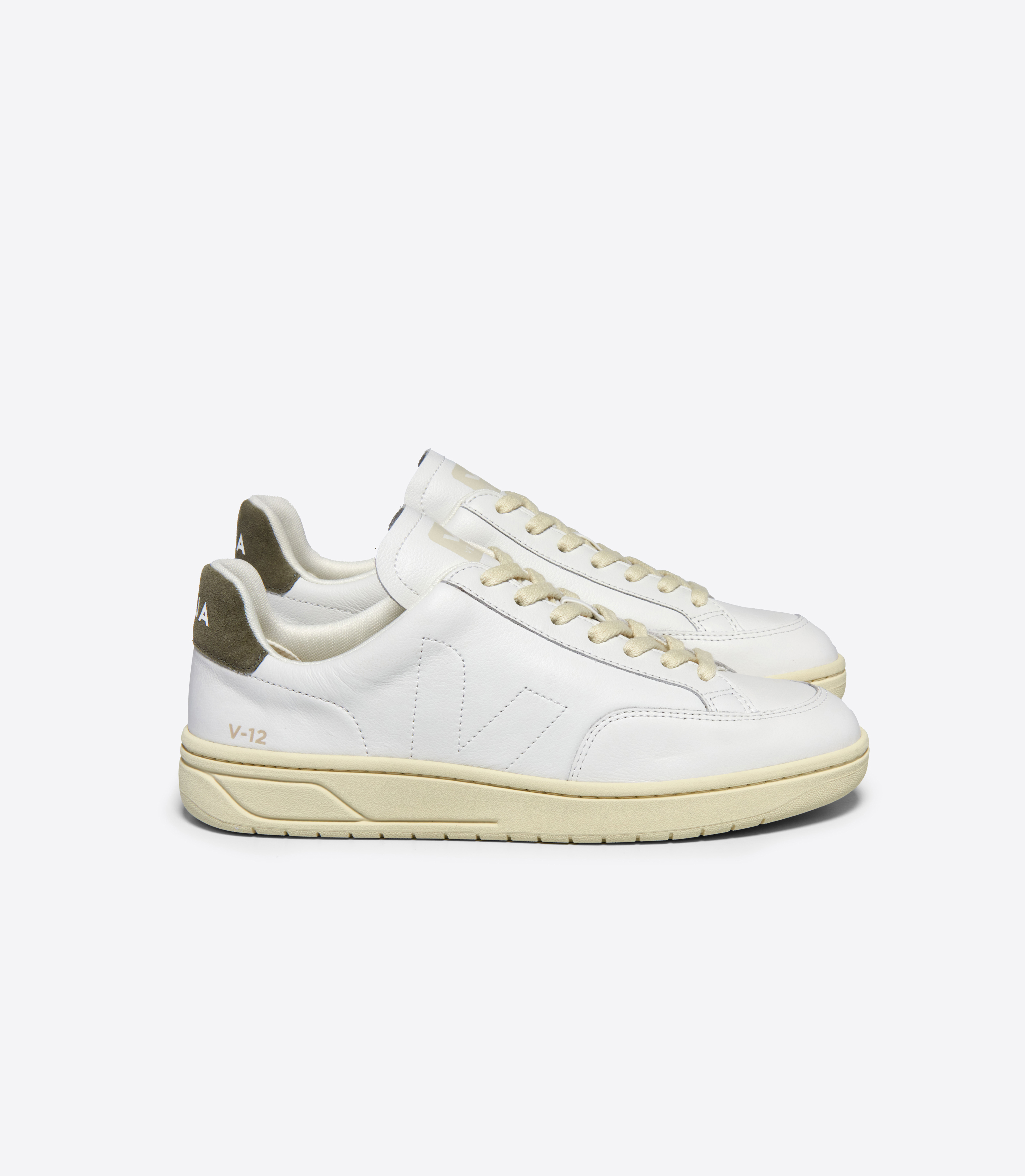 veja-sneakers-v-12-stitch-