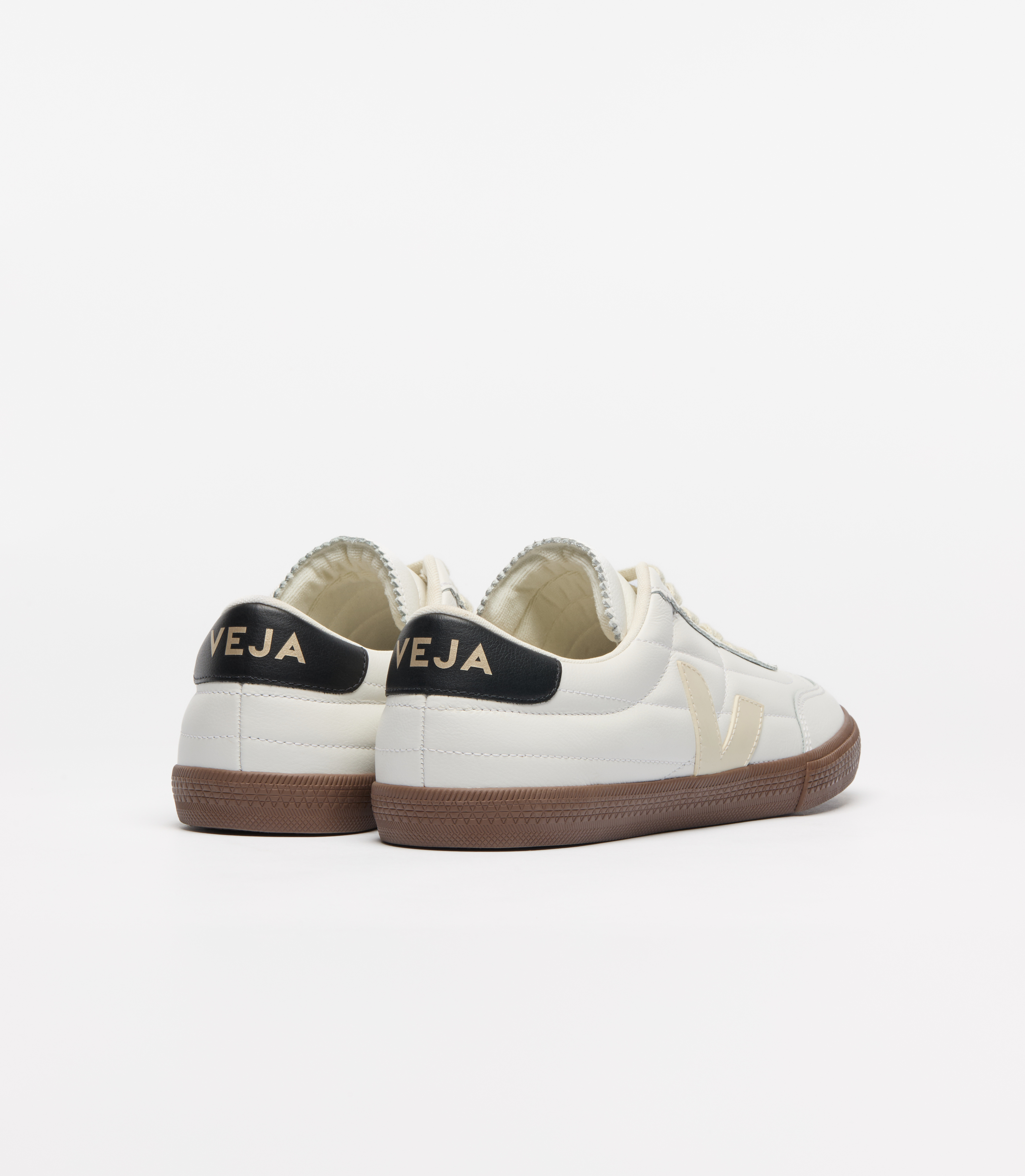 【送料&関税込】Veja Panenka Leather Sneakers Black And Whit PANENKA LEATHER BLACK WHITE | VEJA