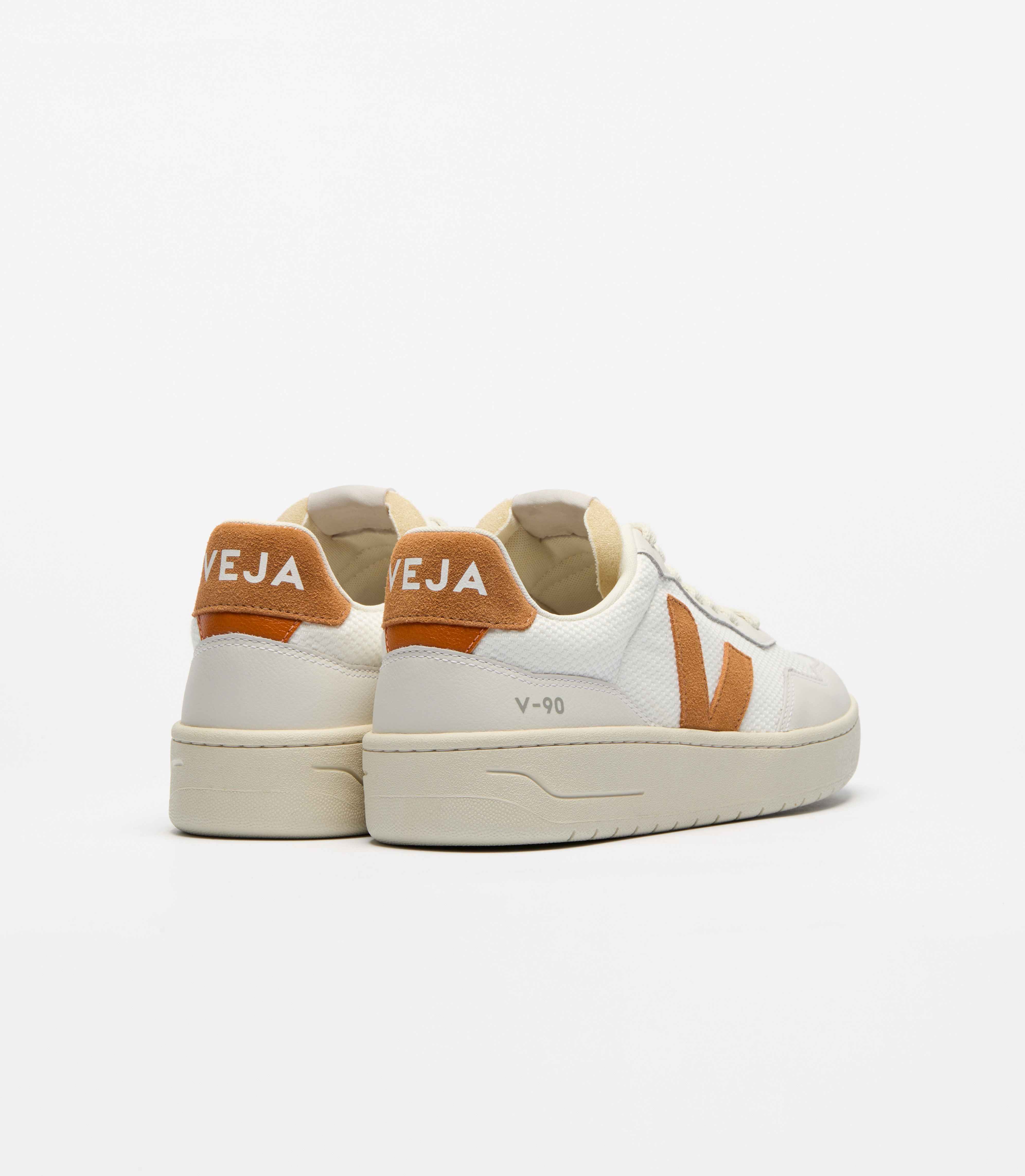 VEJA★V-90 LEATHER★兼用★WHITE UMBER VEJA☆V-90 LEATHER☆兼用☆WHITE UMBER (VEJA/スニーカー