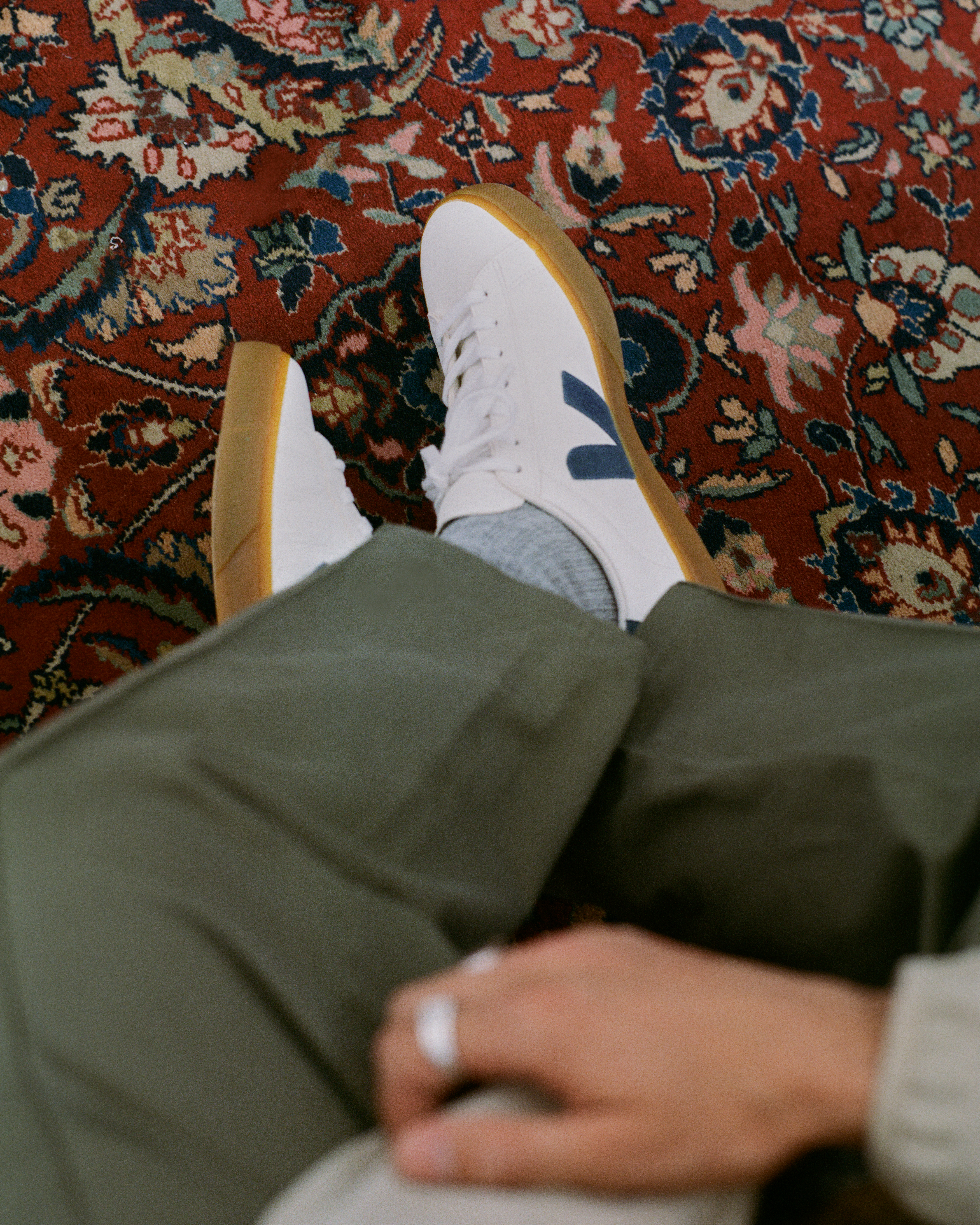 【使いやすい♪】VEJA White Canvas Campo Sneakers Amazon.com | Veja Campo Canvas Sneaker, 39, White | Fashion
