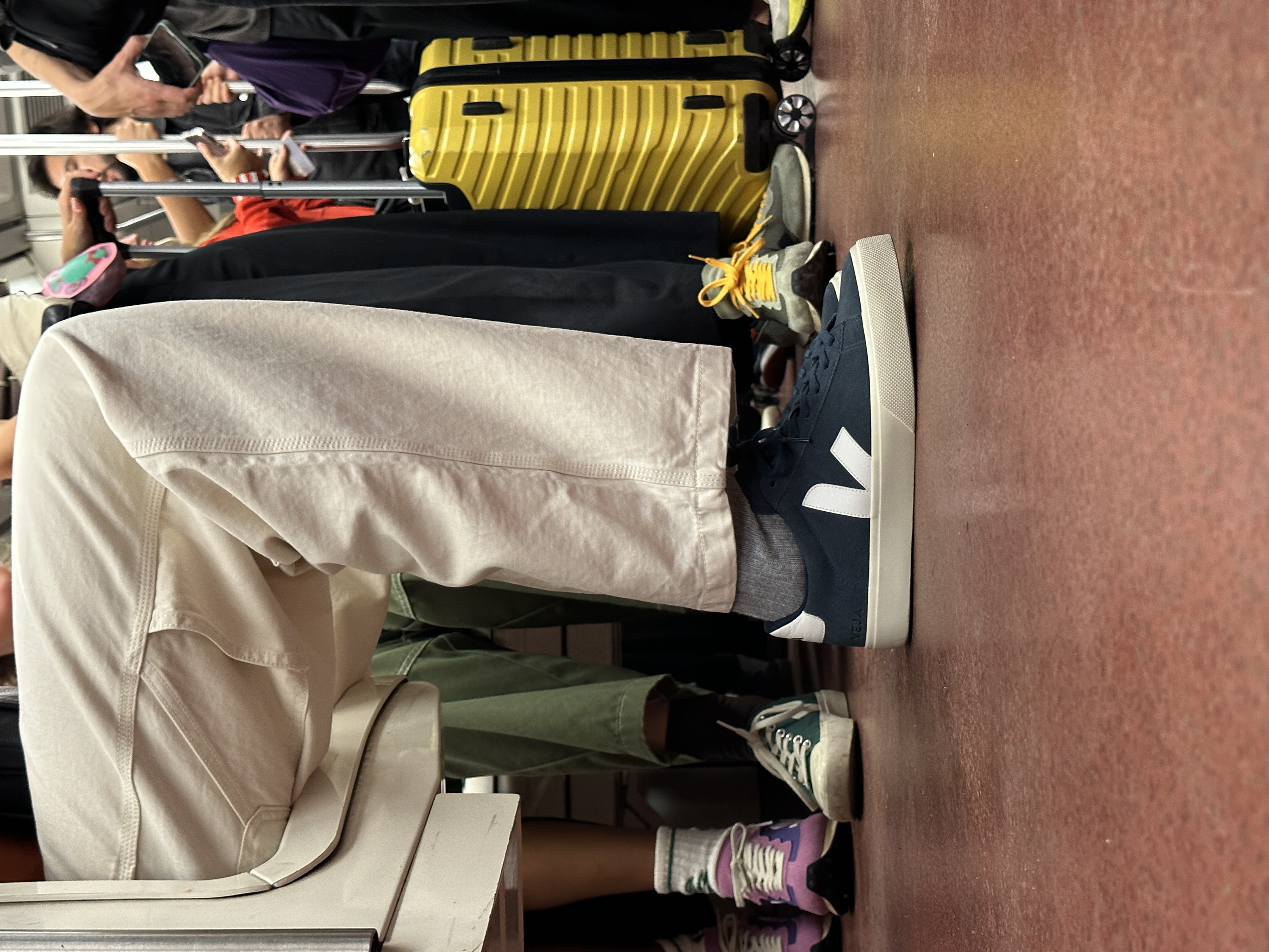 【関税込み】Campo Sneakers - Veja - Leather - White Suede VEJA Campo Leather Sneakers | White | FARFETCH