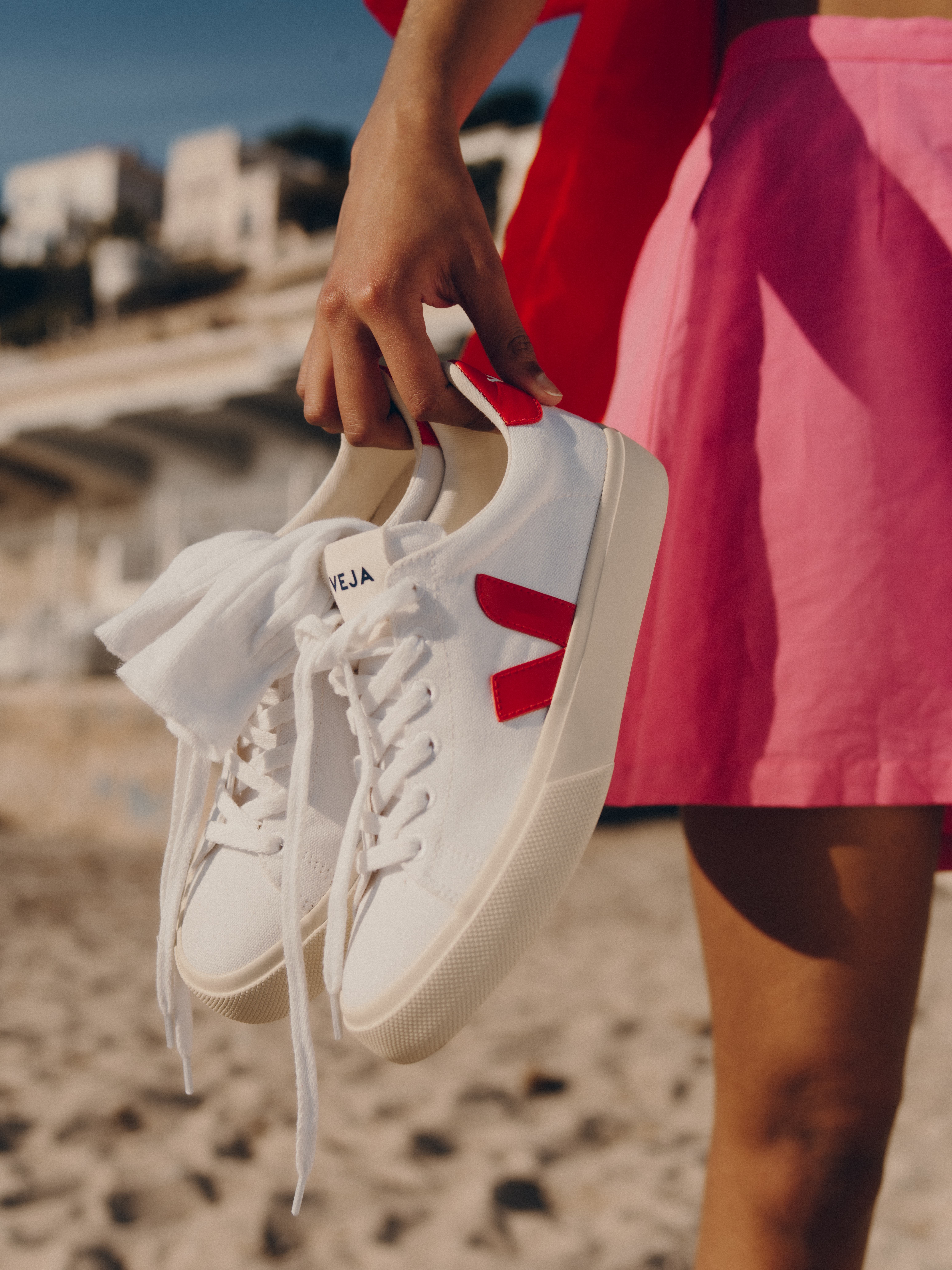 【使いやすい♪】VEJA White Canvas Campo Sneakers CAMPO CANVAS WHITE PEKIN | VEJA