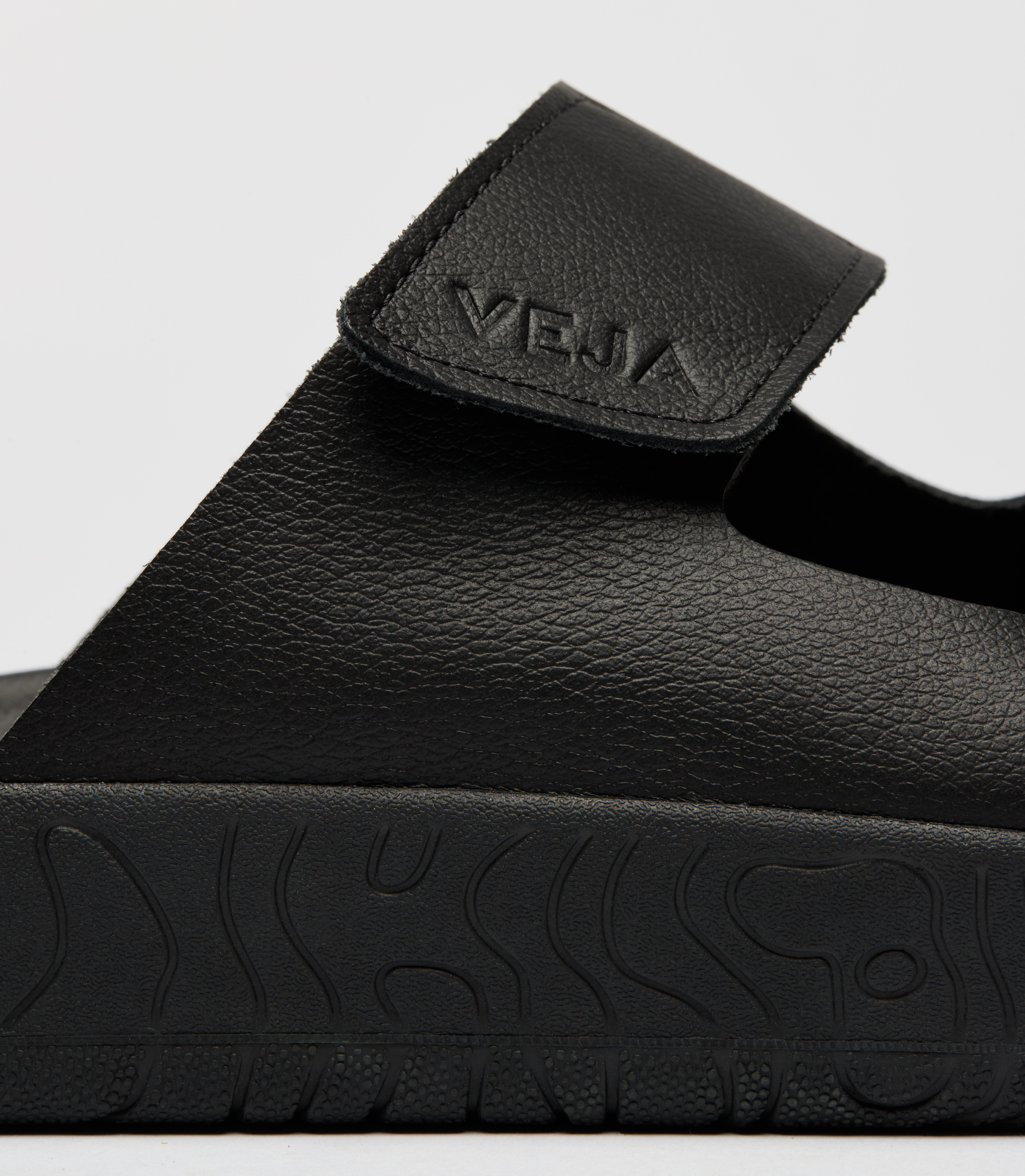 ETNA LEATHER FULL BLACK | VEJA
