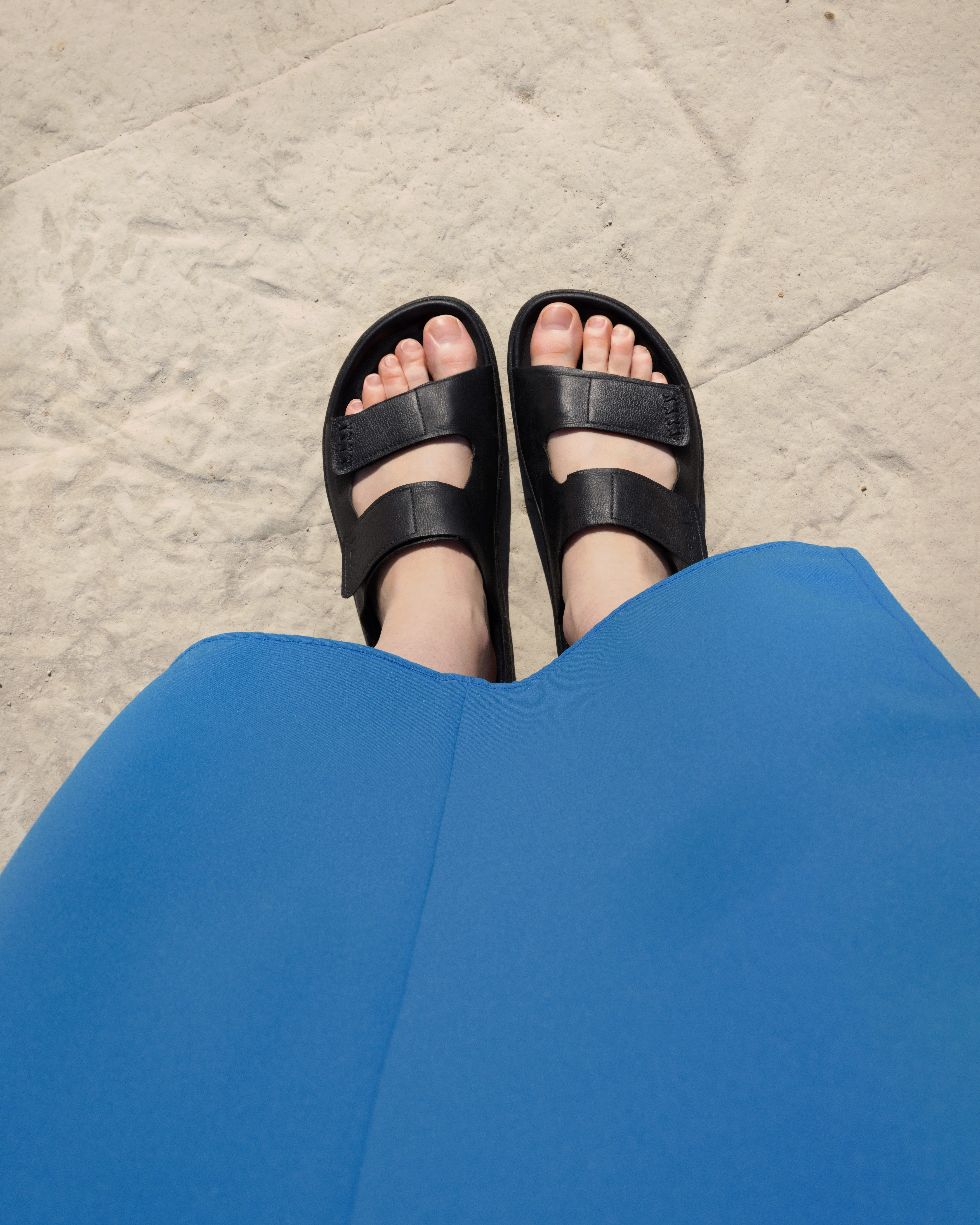 サンダル・ミュール Etna Sandals - Veja - Leather - White VEJA Etna Slides | Neutrals | FARFETCH