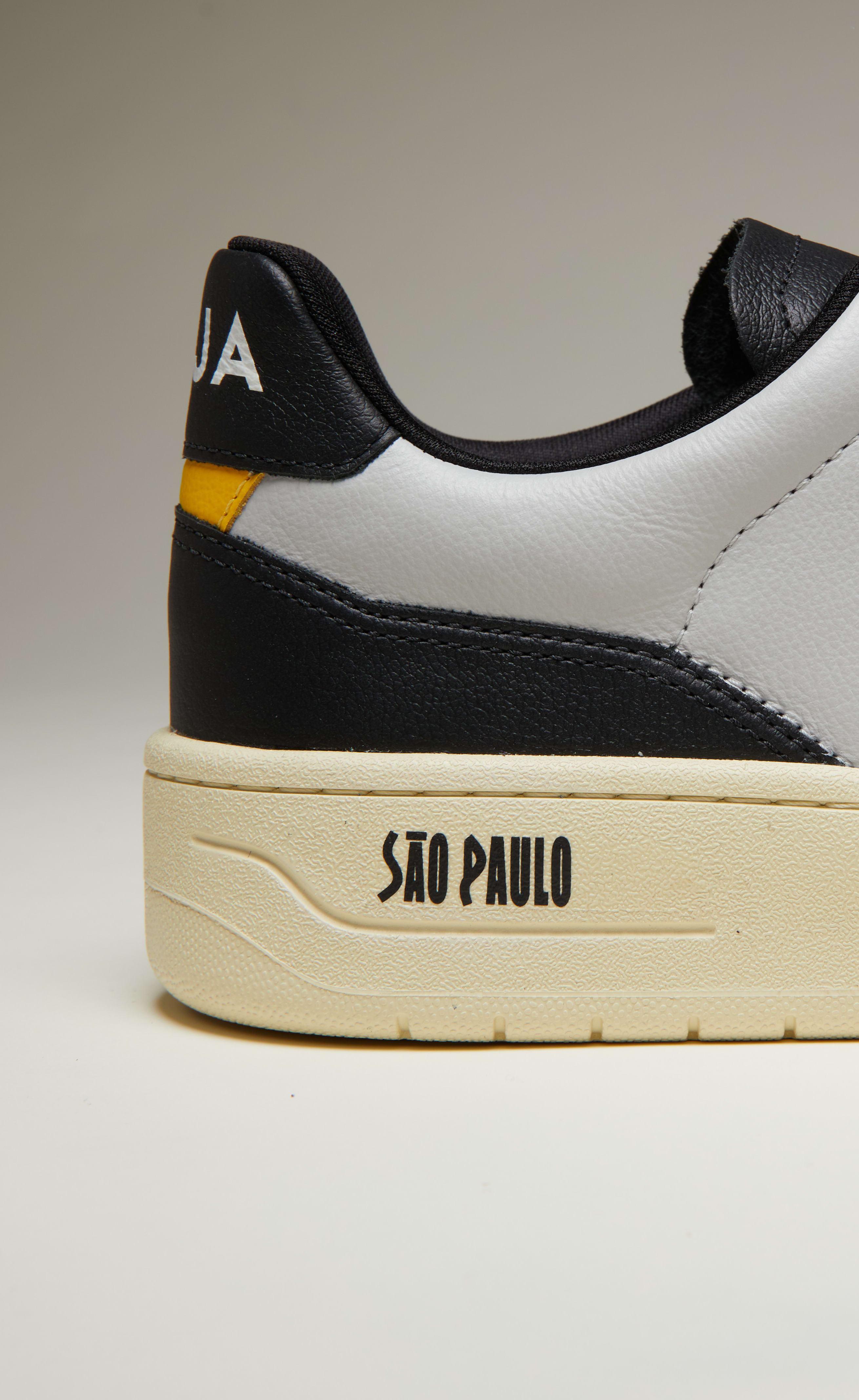 V-90 LEATHER SÃO PAULO LIGHT GREY WHITE | VEJA
