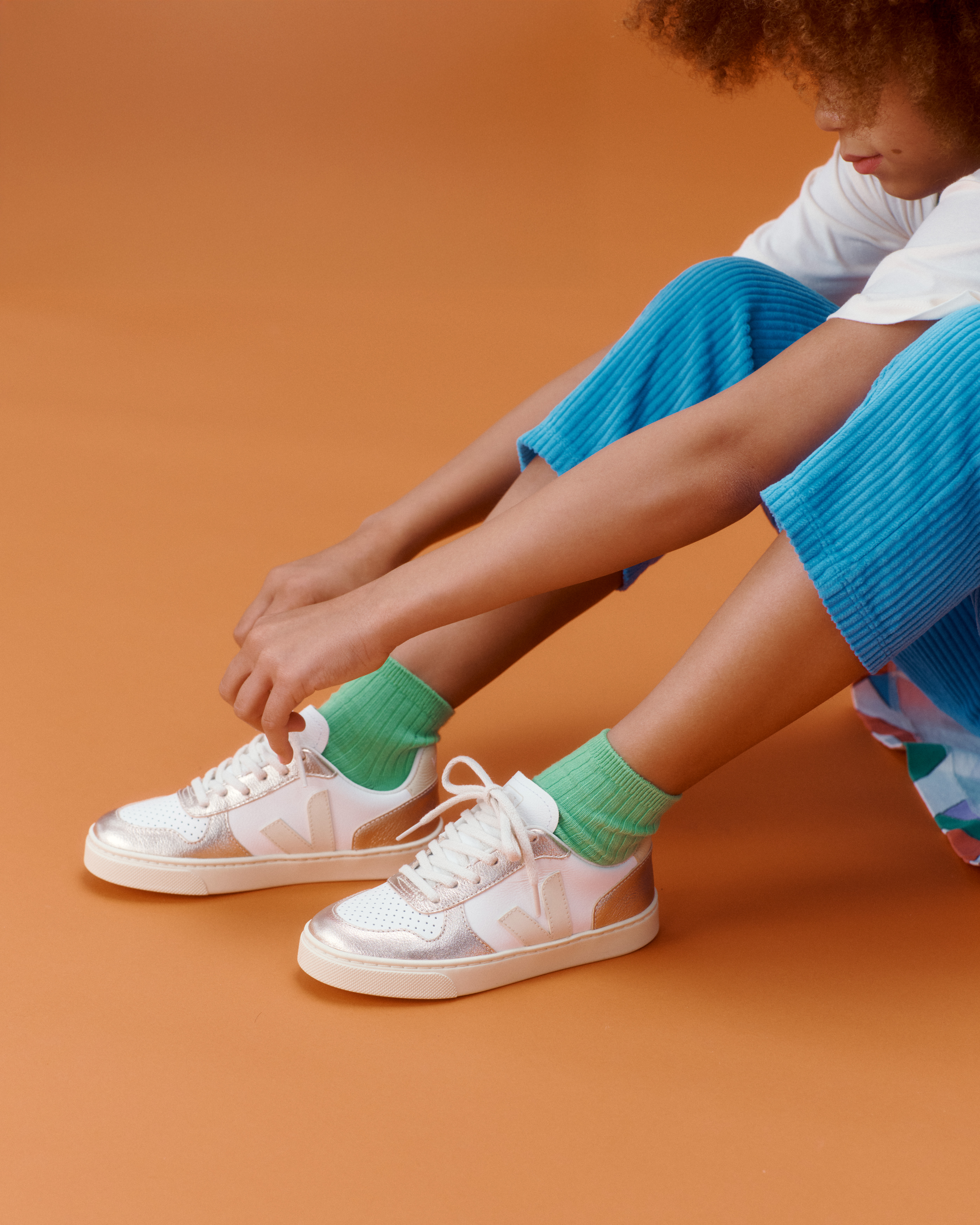 V-10 LEATHER WHITE CALCAIRE PLATINE | VEJA