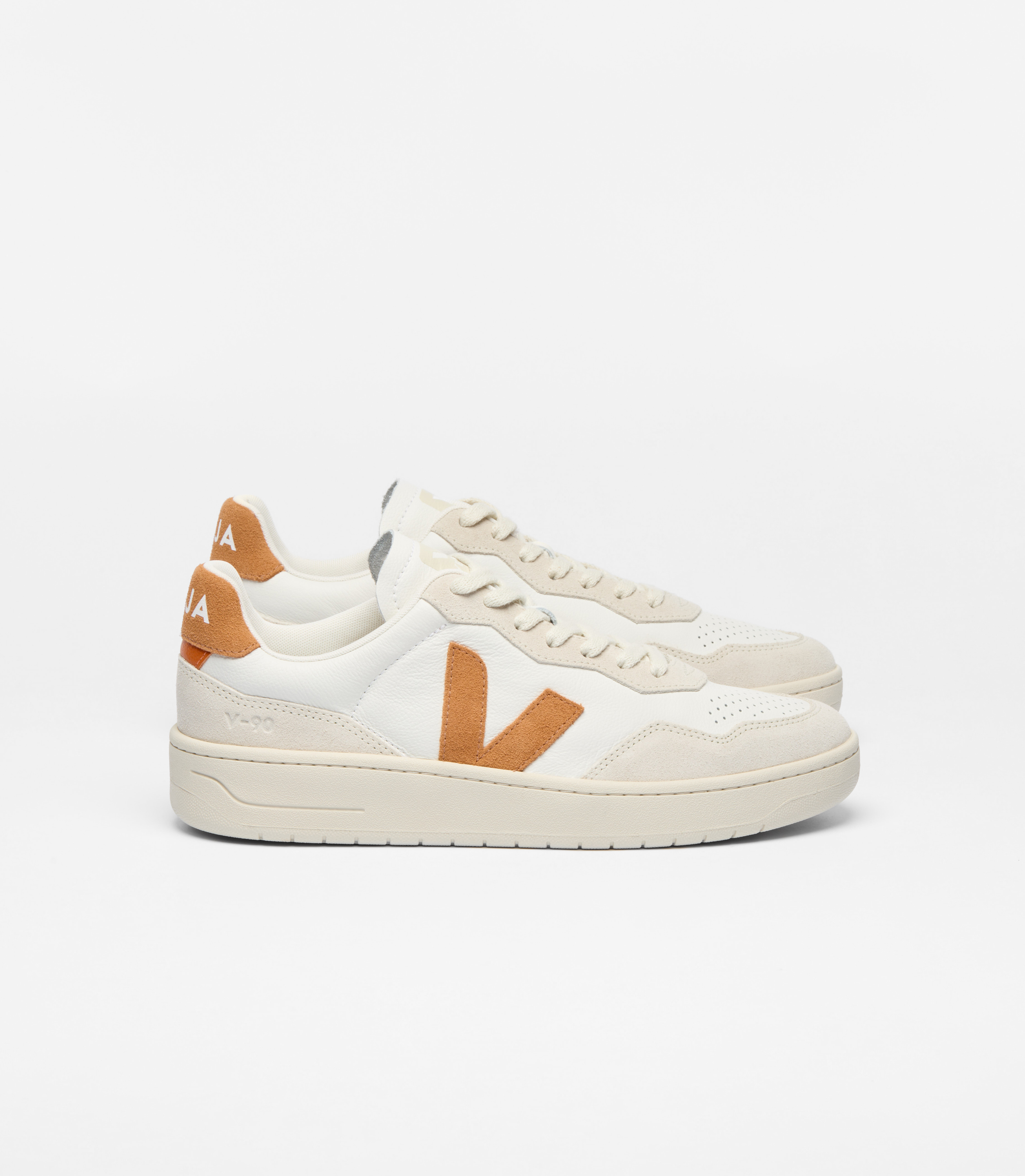 V-90 LEATHER WHITE UMBER | VEJA