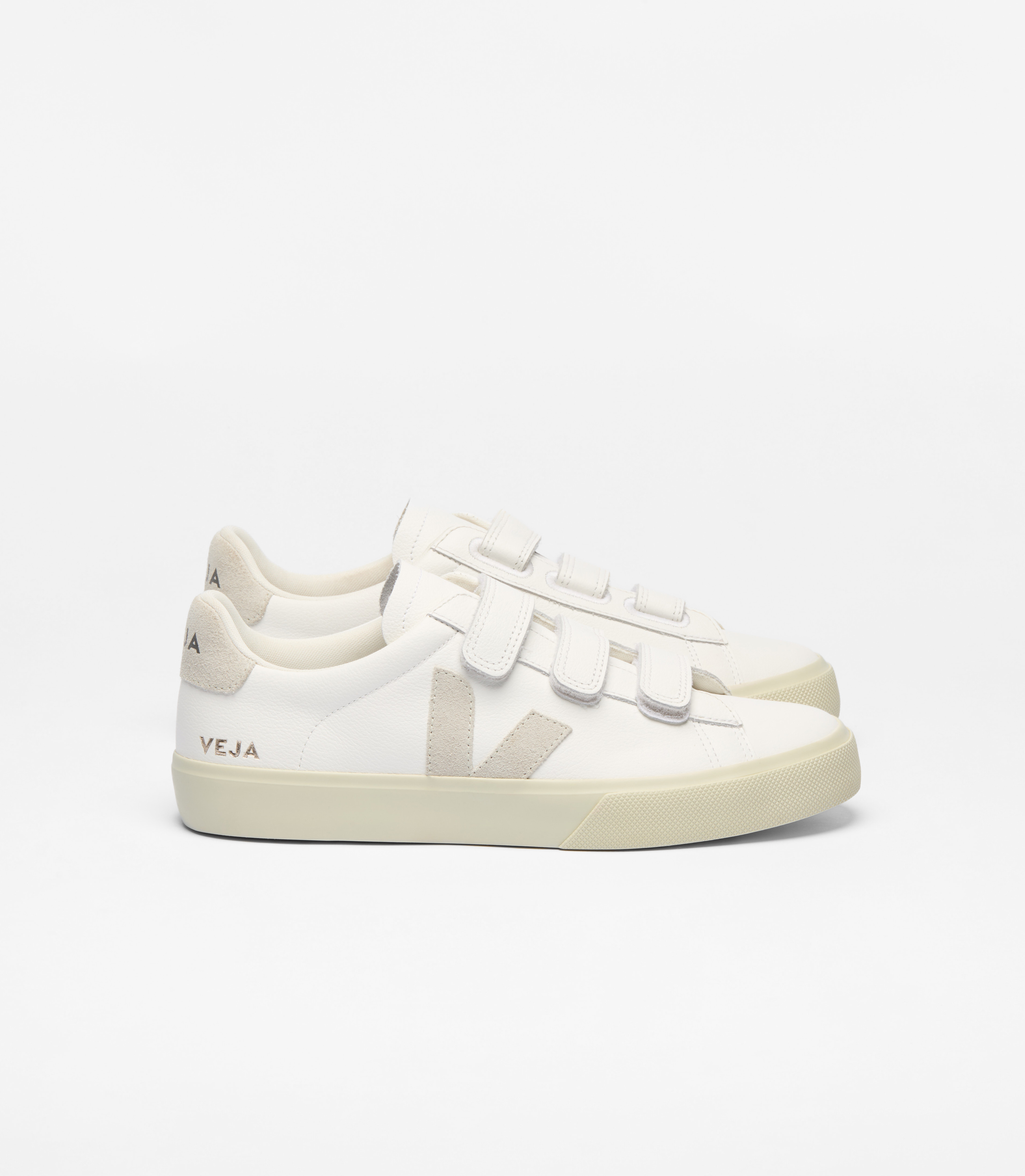 【関税込み】Recife Logo Sneakers - Veja - Leather - White RECIFE LEATHER WHITE NATURAL | VEJA