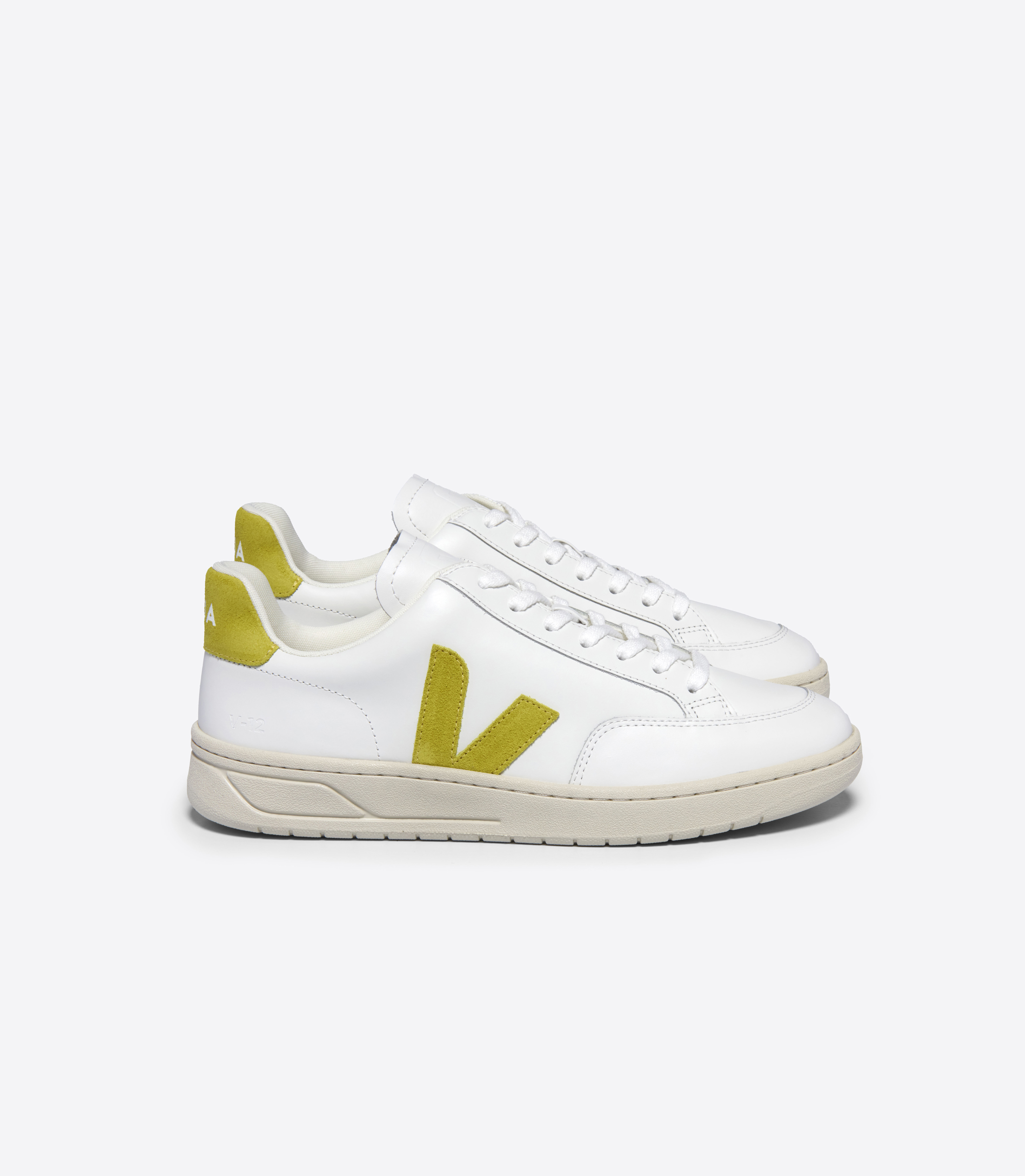 veja-sneakers-v-12-leather-