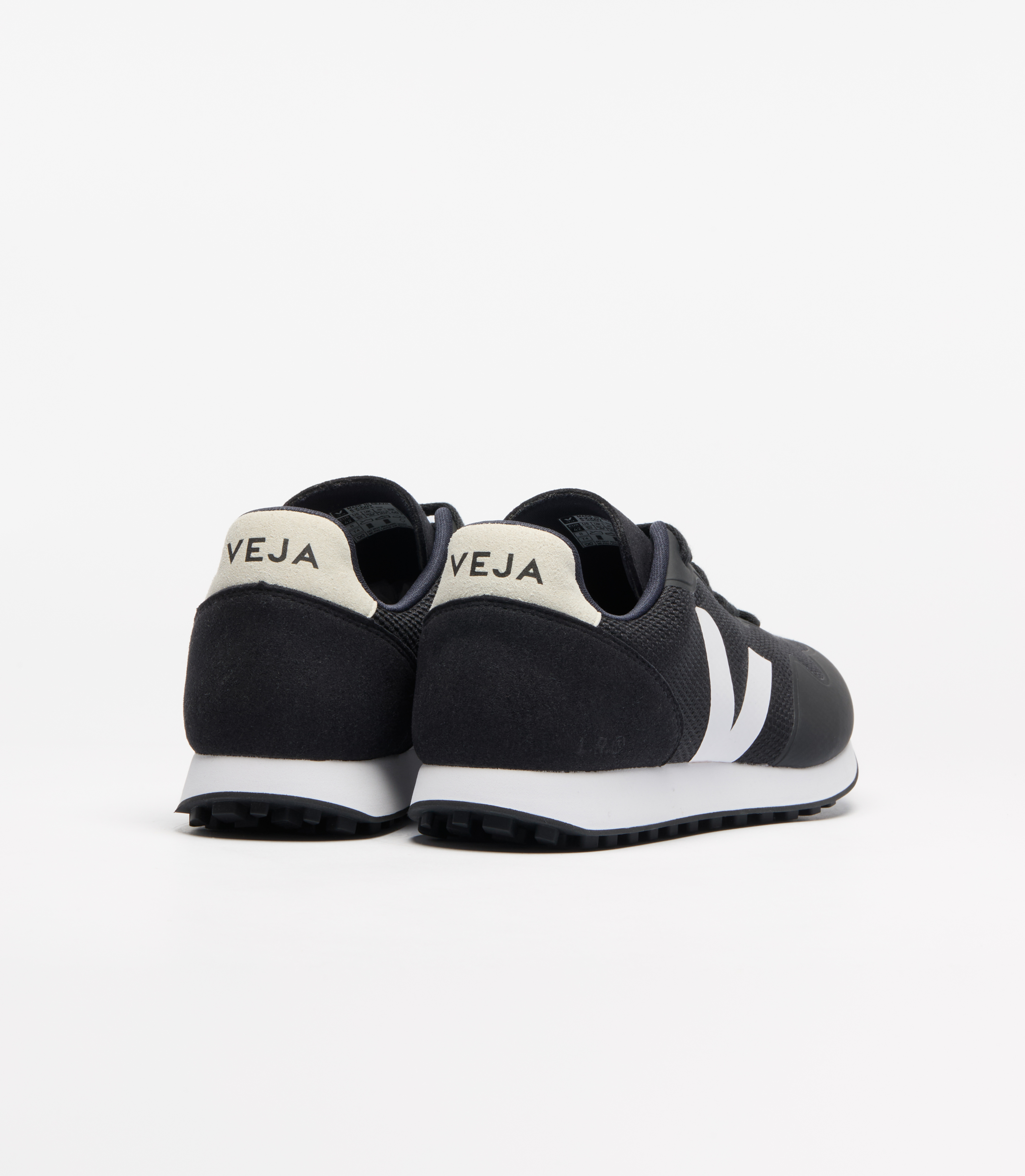 REEです(*^^*) SDU B-MESH BLACK WHITE | VEJA