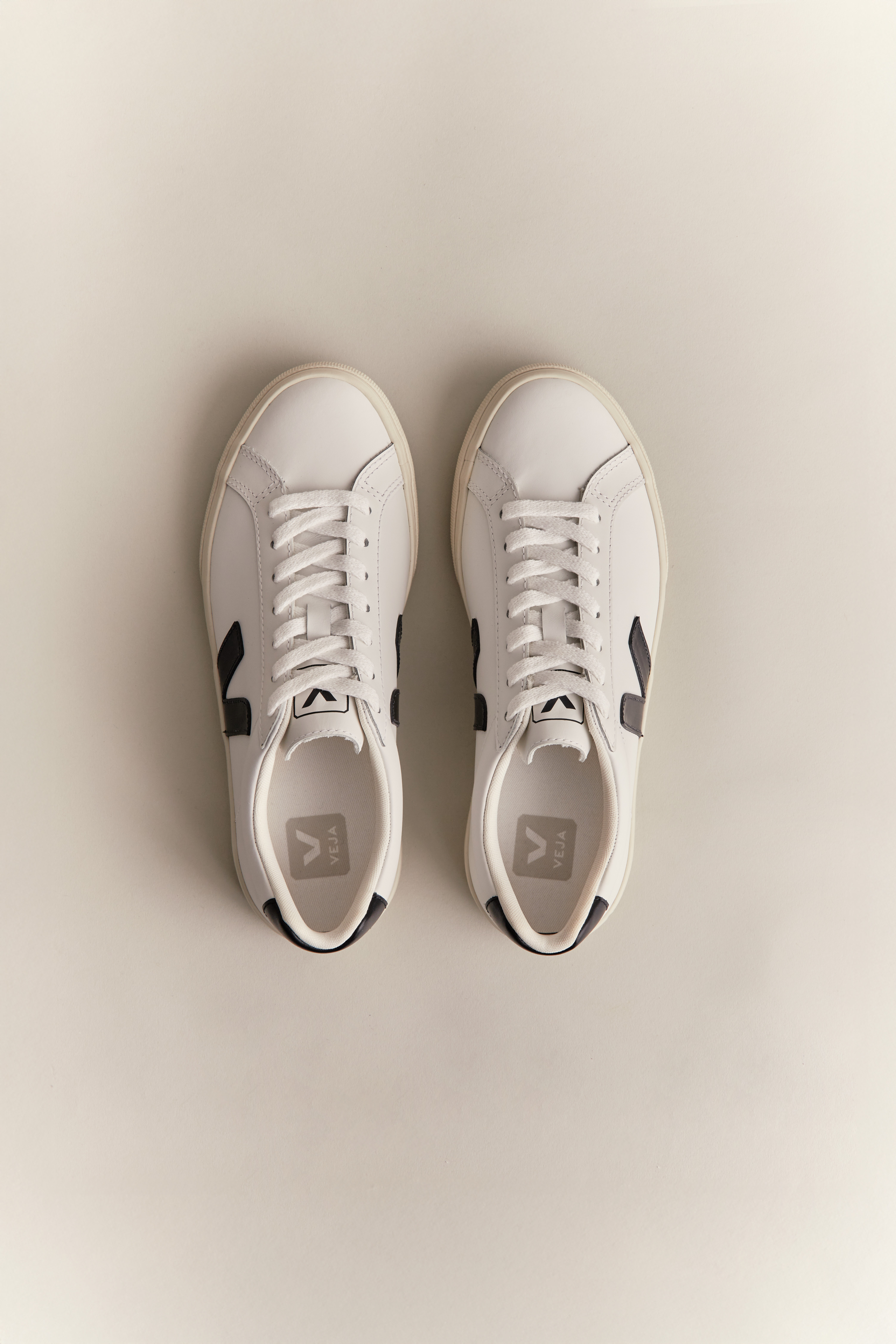 即納★希少!大人気★VEJA★ESPLAR LOGO LEATHER★EO0200005A ESPLAR LEATHER WHITE BLACK | VEJA