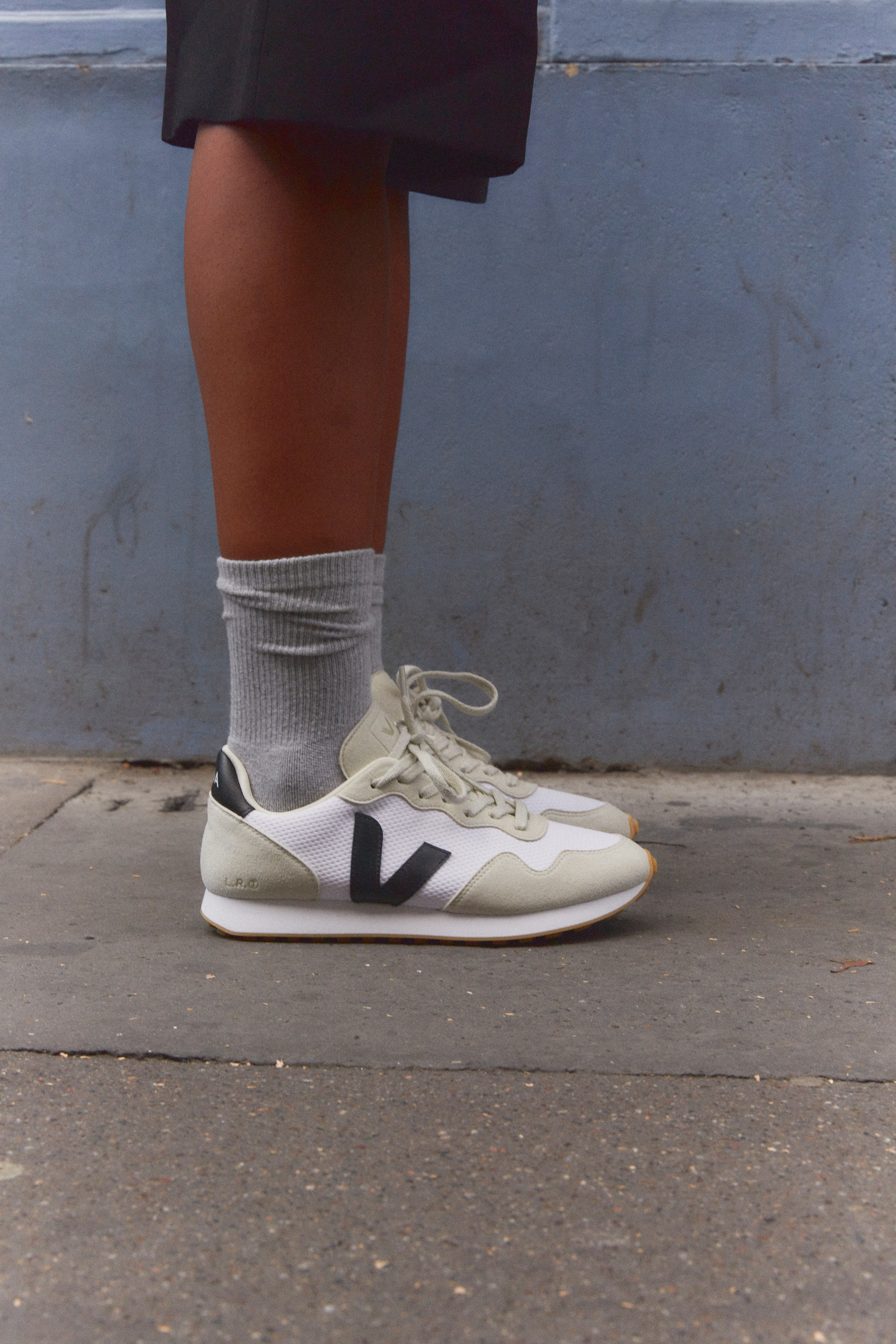 ☆韓国の人気☆【Veja】☆SDU REC ALVEOMESH SNEAKER.S☆ SDU Alveomesh in Light Grey Butter from Veja – MooShoes