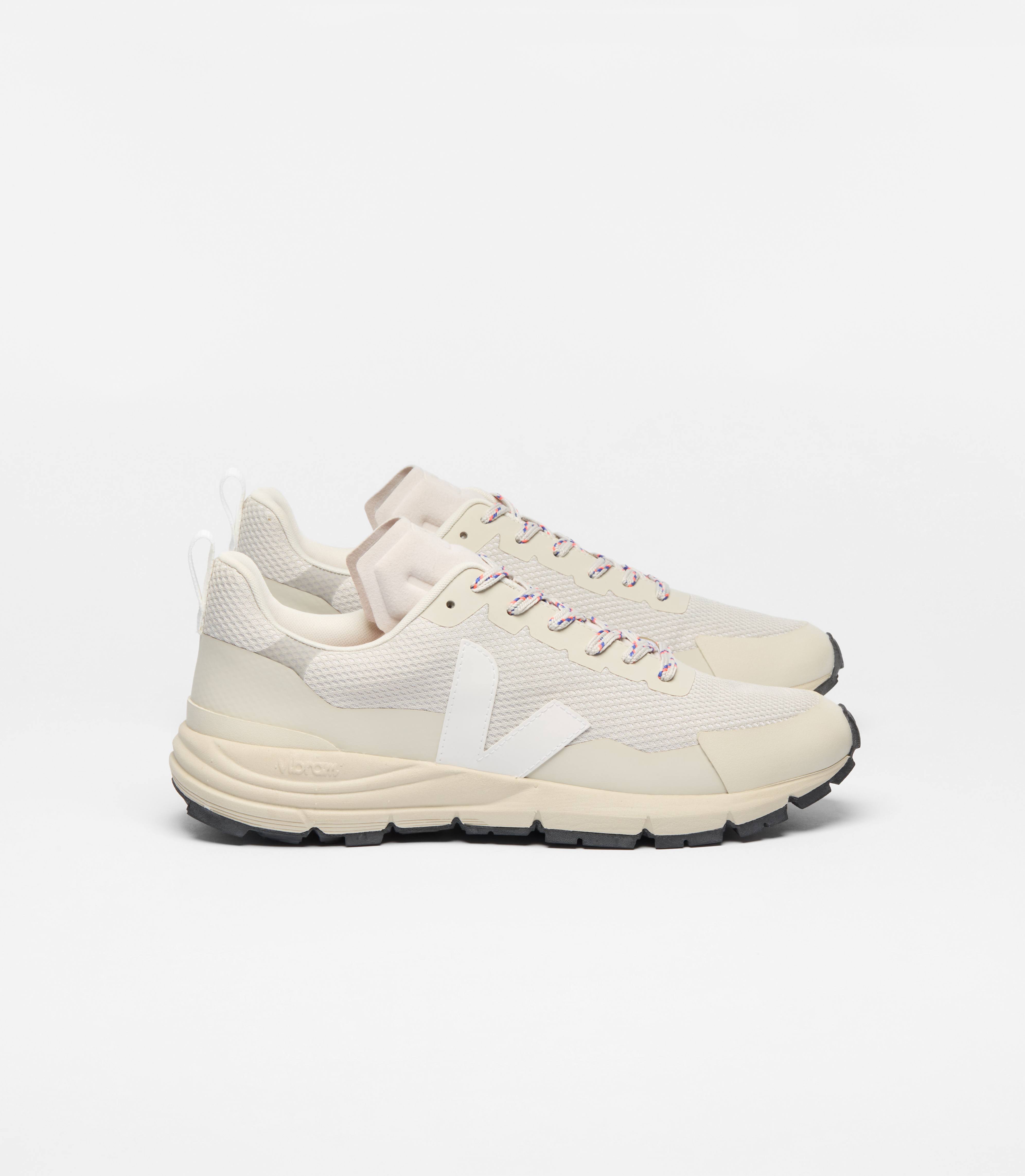 VEJA DEKKAN ベージュ スニーカー　37 EES0123S0510_zo_a001.jpg