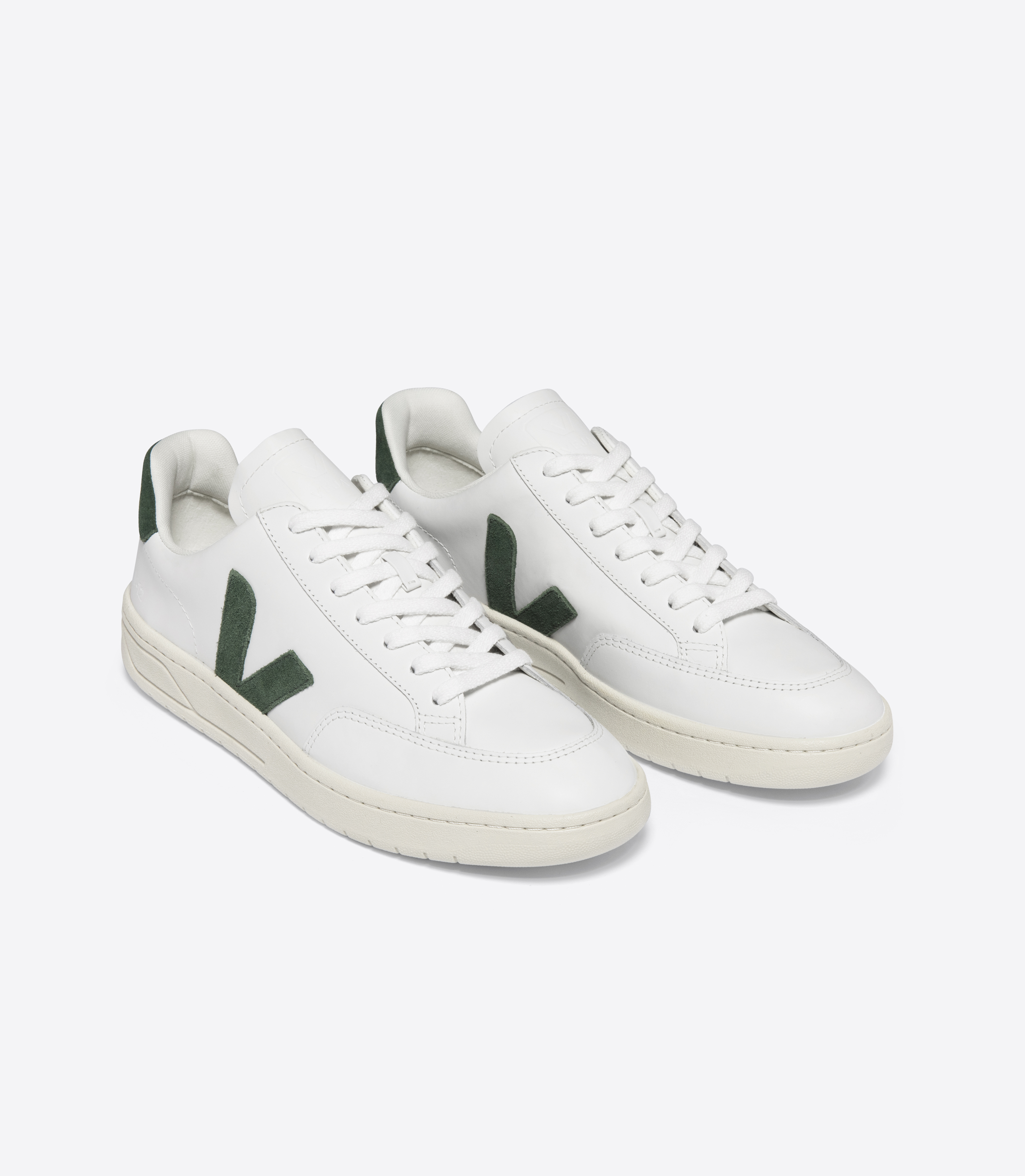 V-12 LEATHER WHITE CYPRUS | VEJA