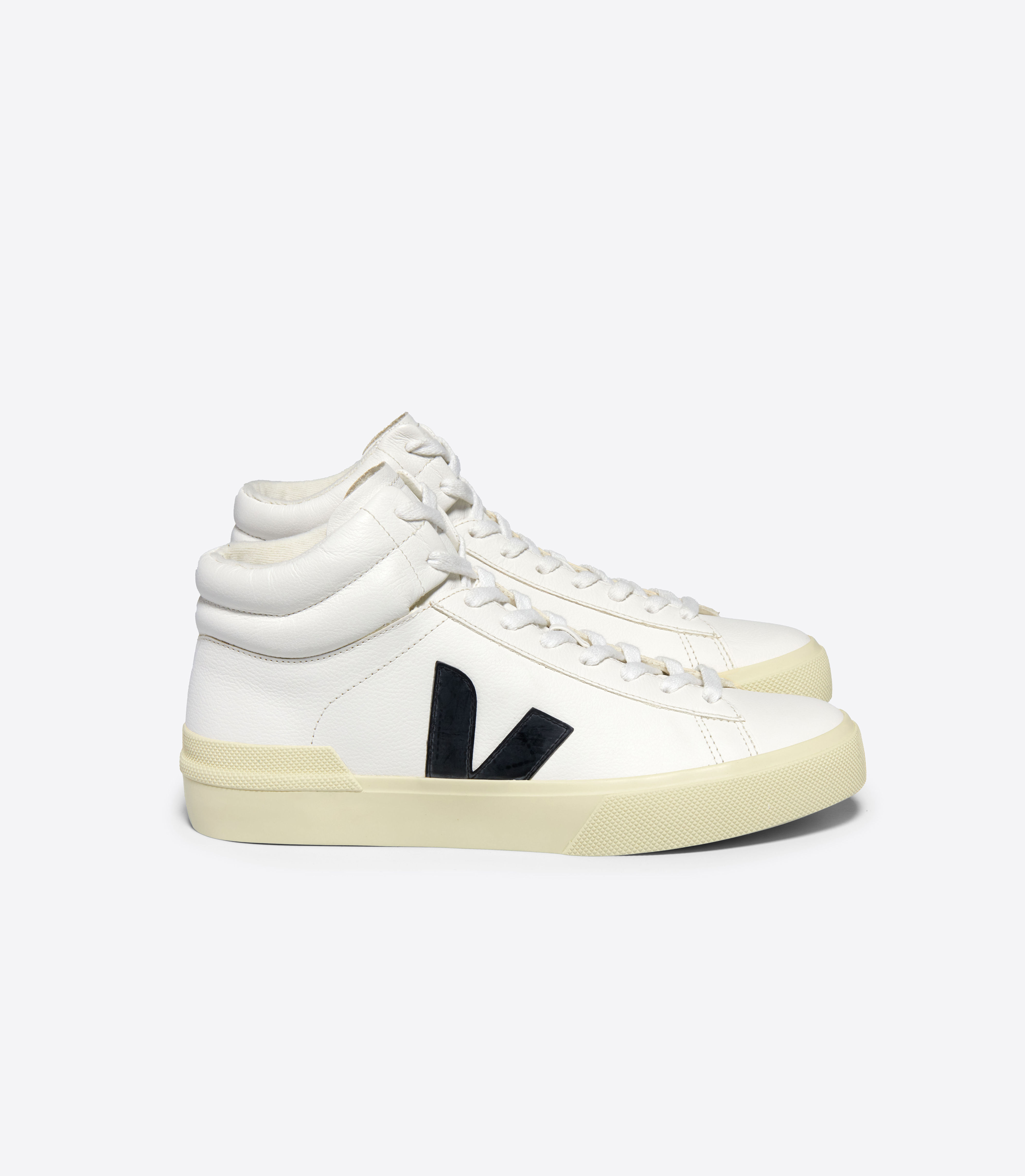 veja-minotaur-leather-white-