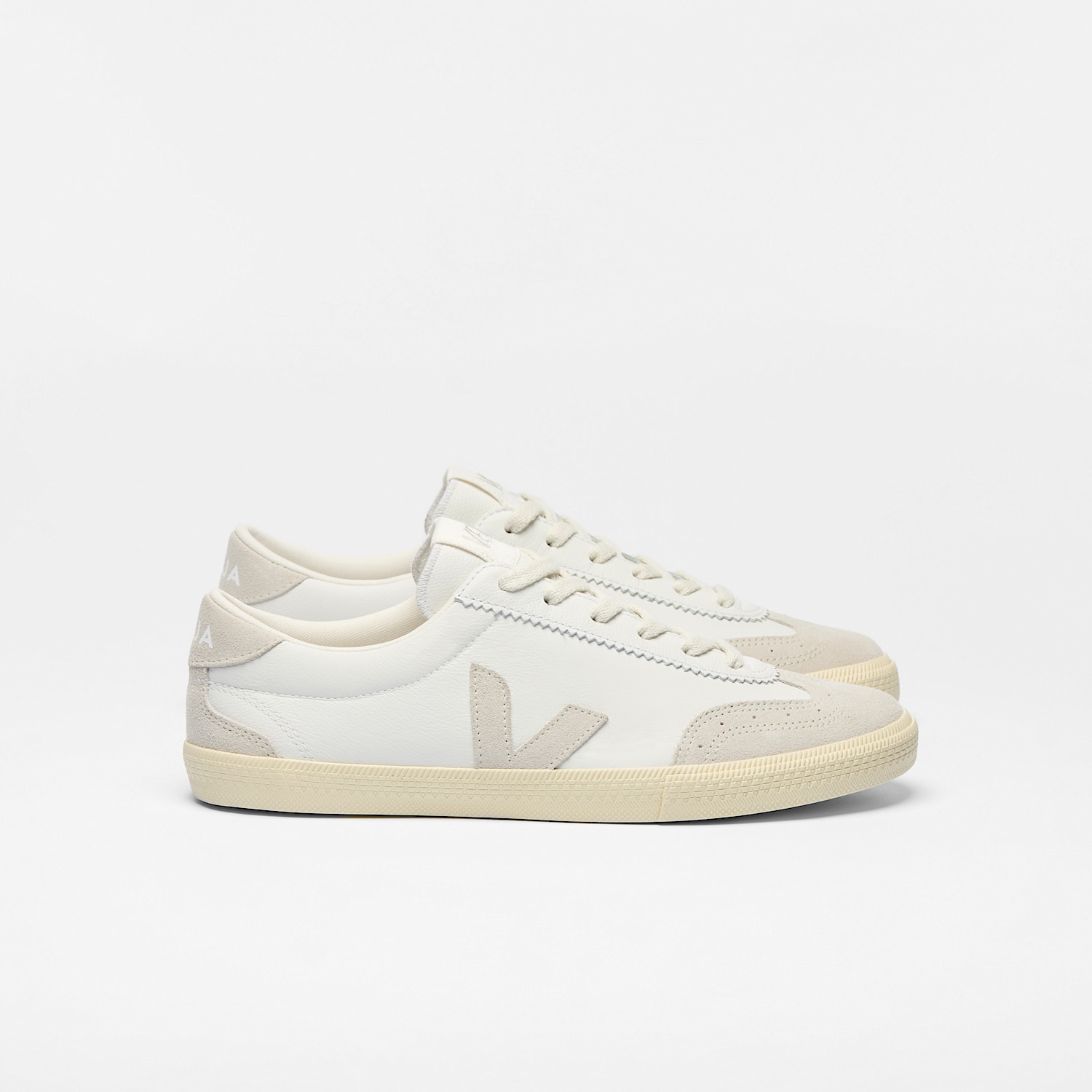 veja VOLLEY LEATHER WHITE NATURAL