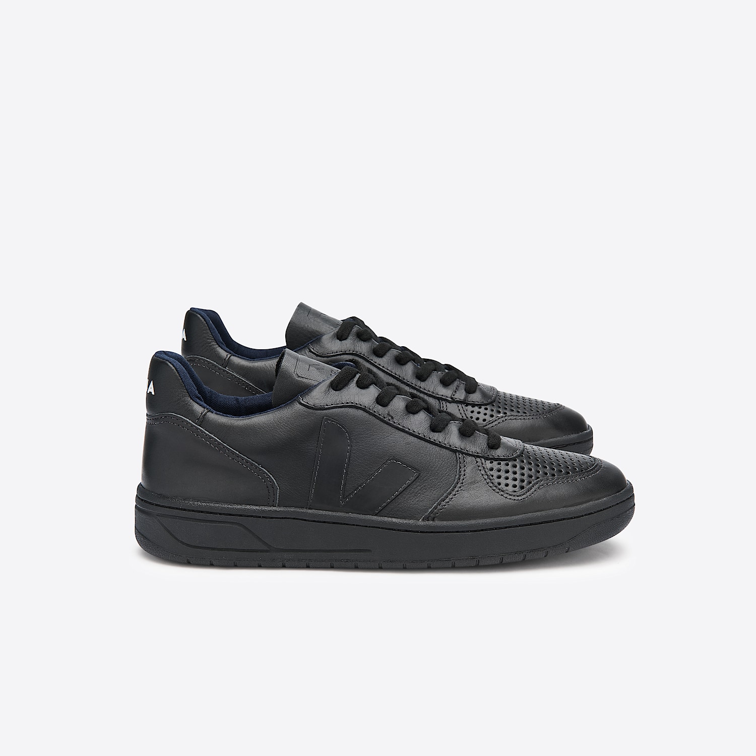 VEJA｜SNEAKERS (V-10 - Black/Black Sole (VX07-02562)) Veja V-10 Black – Double Select