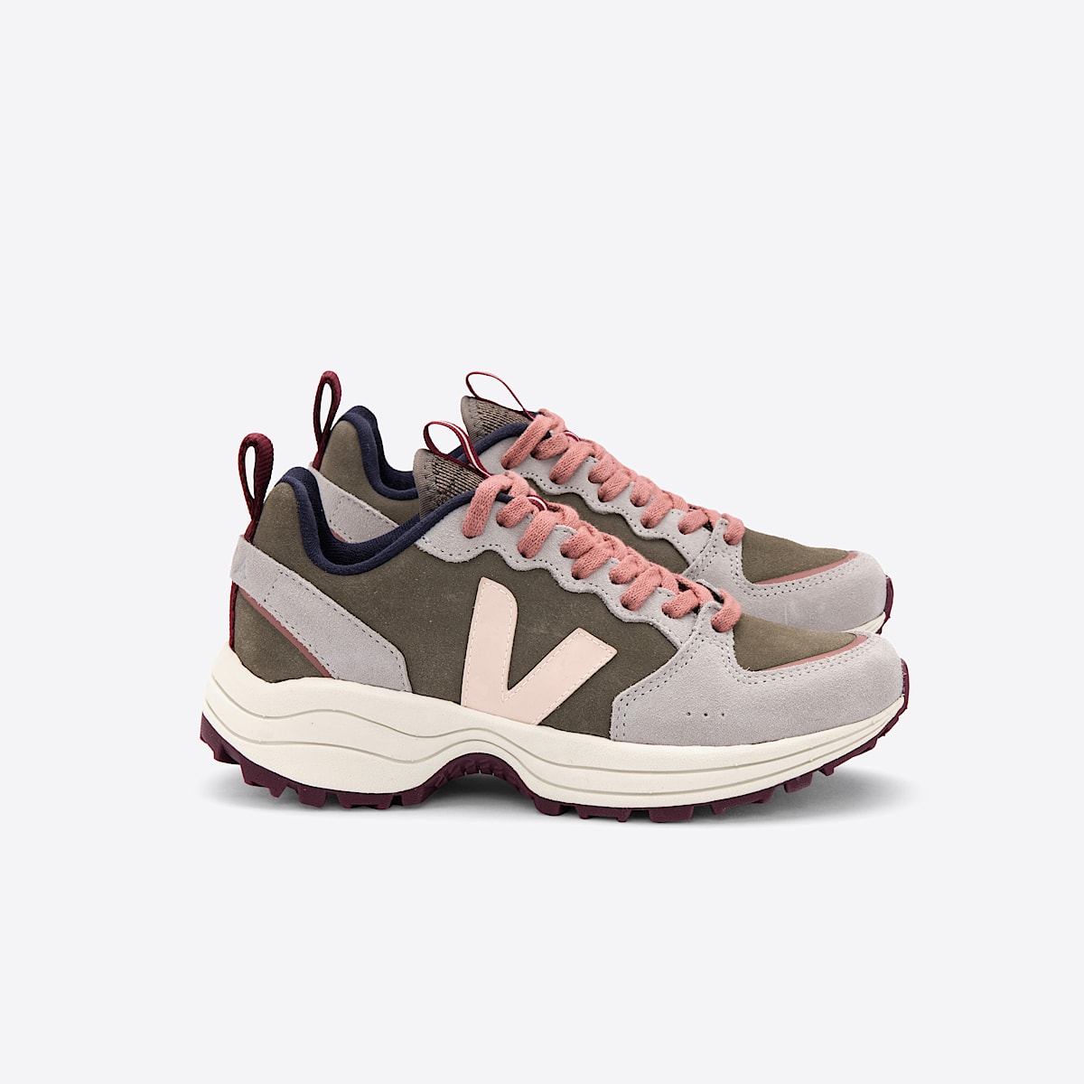 veja sneakers venturi suede green VT0302350 Lateral view