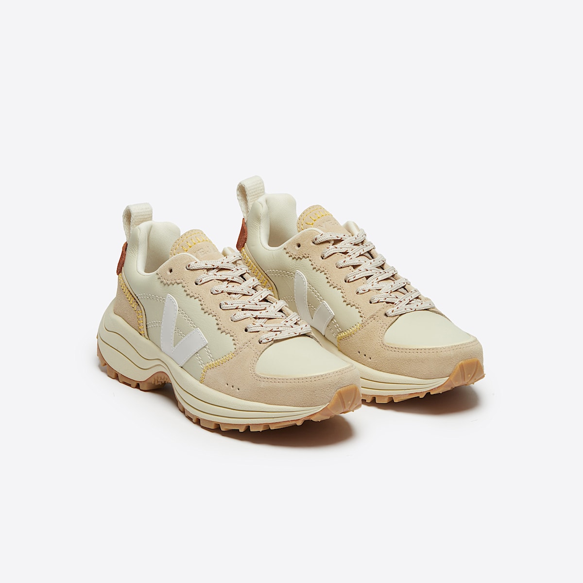 veja sneakers veja-x-bimba-y-lola pelle-biologica beige VY2003840 Top view