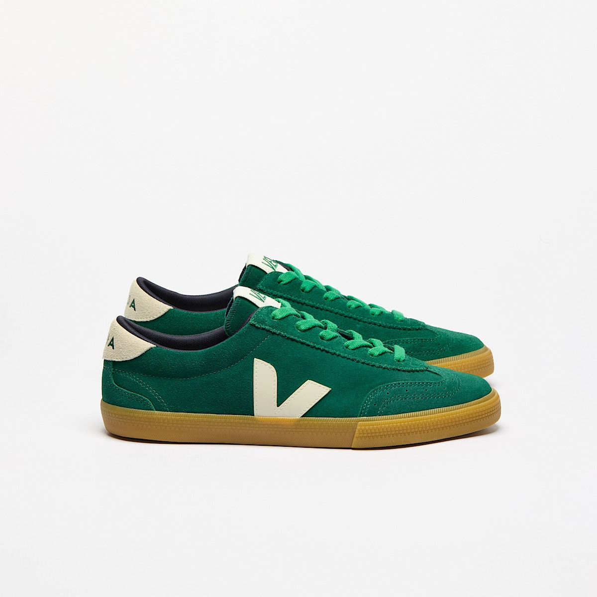 veja baskets volley suède vert VO0320515 Lateral view