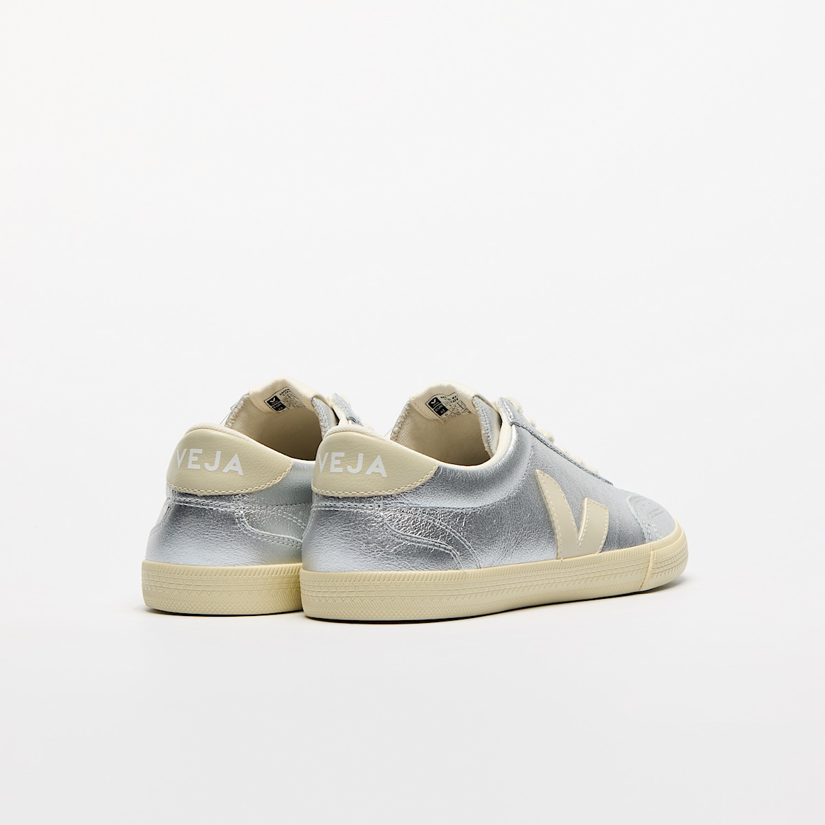 veja volley organic-leather silver VO2020749