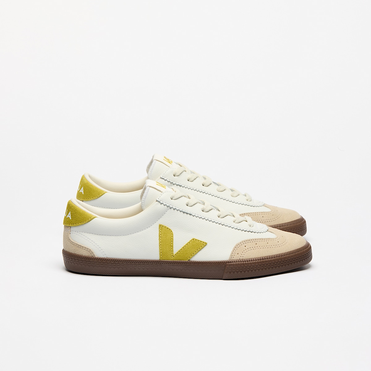 veja sneakers volley organic-leather white VO2020504 Lateral view