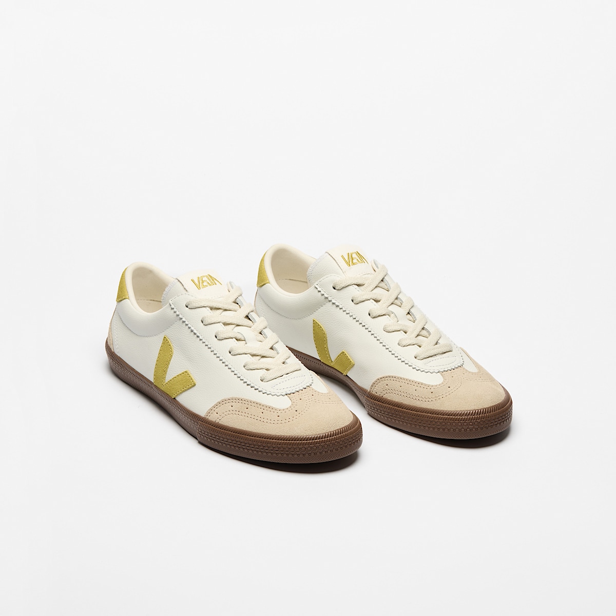 veja sneakers volley organic-leather white VO2020504 Top view