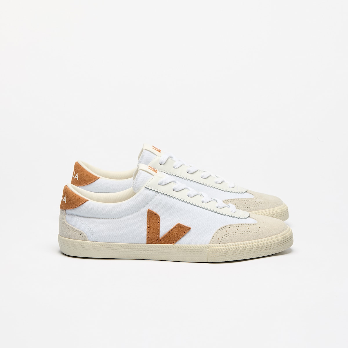 veja baskets volley coton-biologique blanc VO0103863 Lateral view