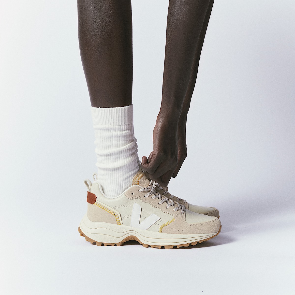 veja sneakers veja-x-bimba-y-lola pelle-biologica beige VY2003840