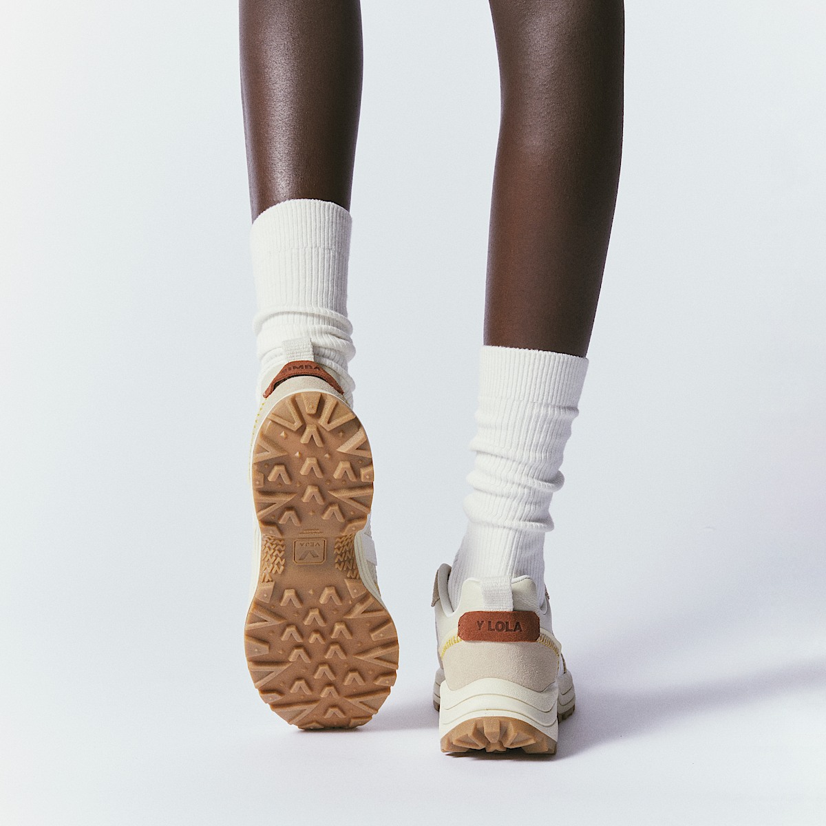 veja sneakers veja-x-bimba-y-lola pelle-biologica beige VY2003840