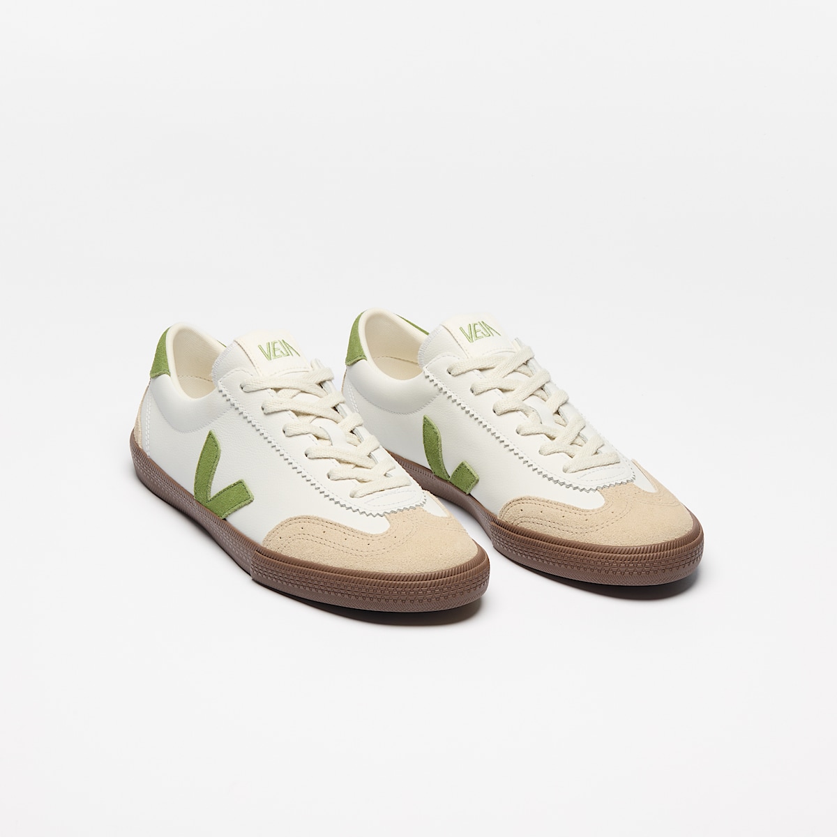 veja sneakers volley organic-leather white VO2020875 Top view