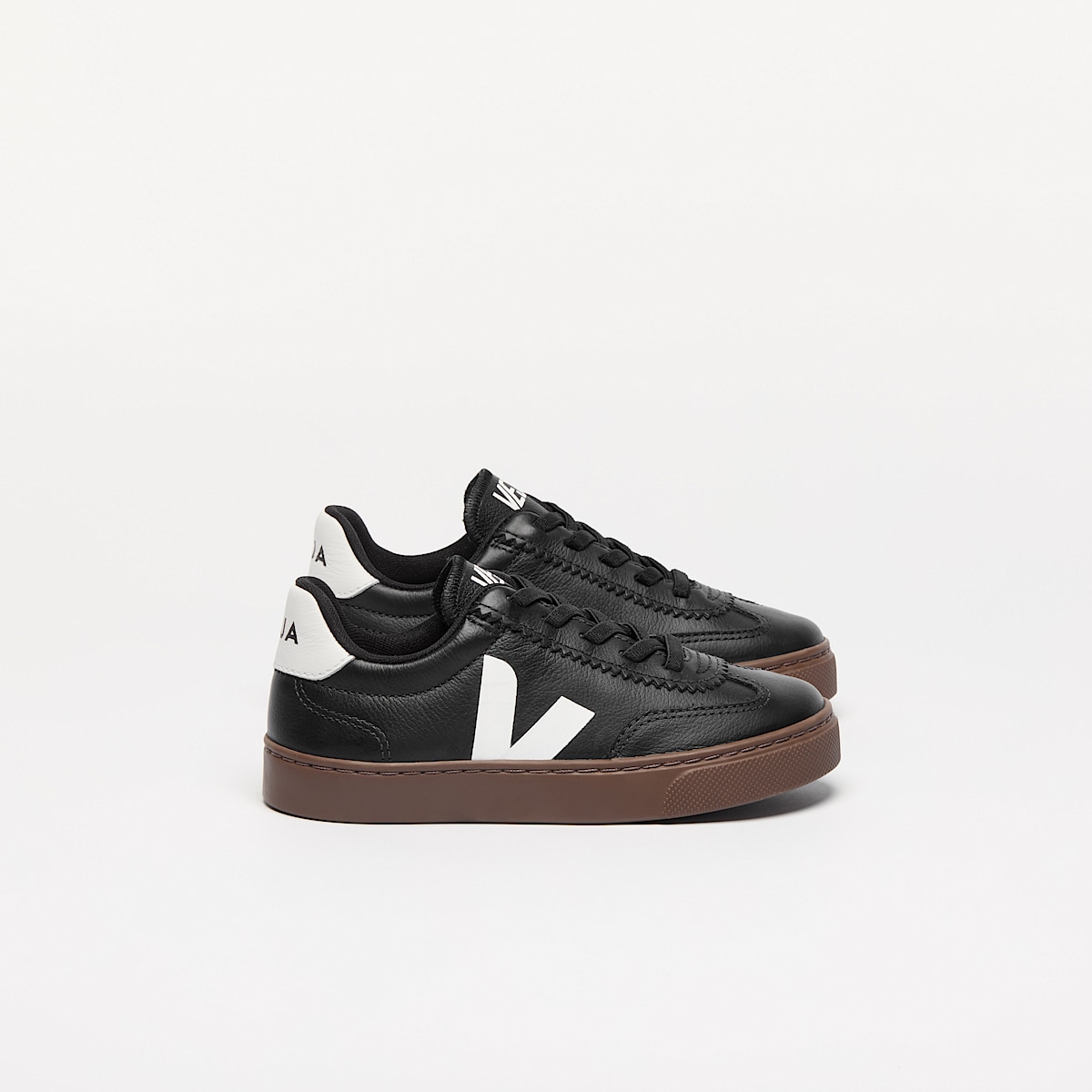 VOLLEY ELASTIC LACES LEATHER BLACK WHITE BARK | VEJA