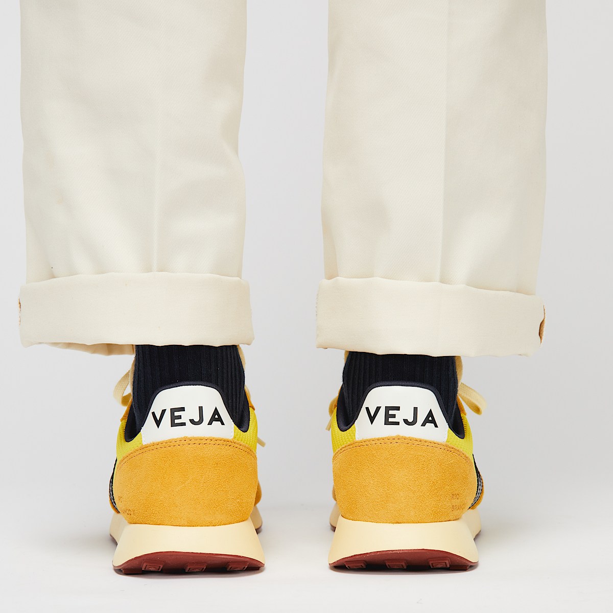 veja sneaker rio-branco-ii recycelte gelb RO1803873