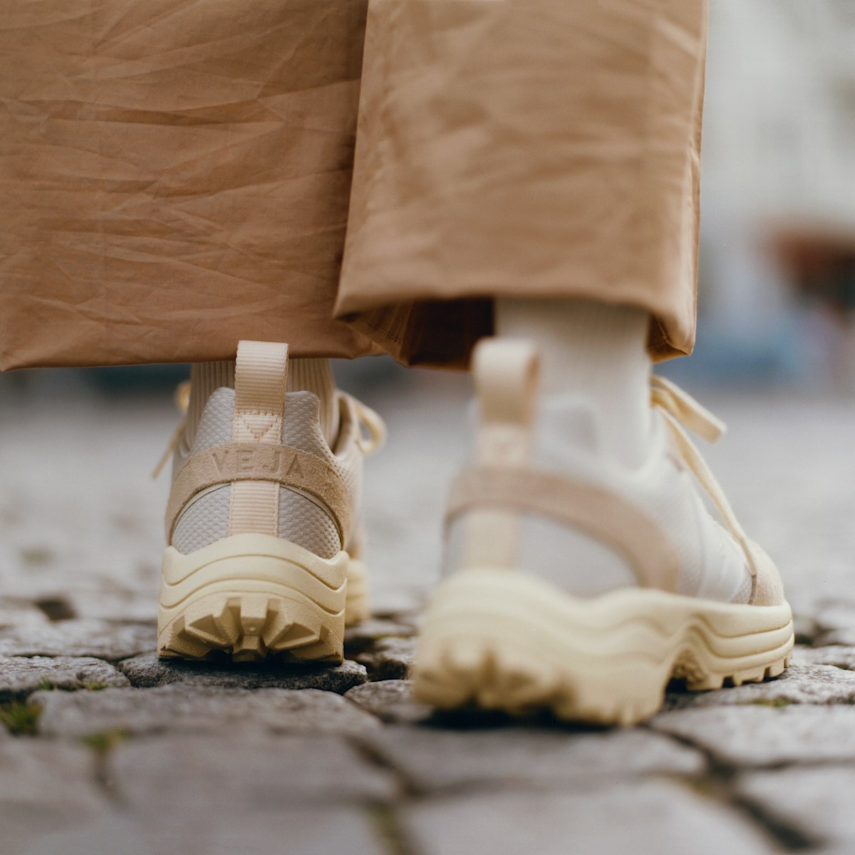 veja sneakers venturi recycled beige VT0103014