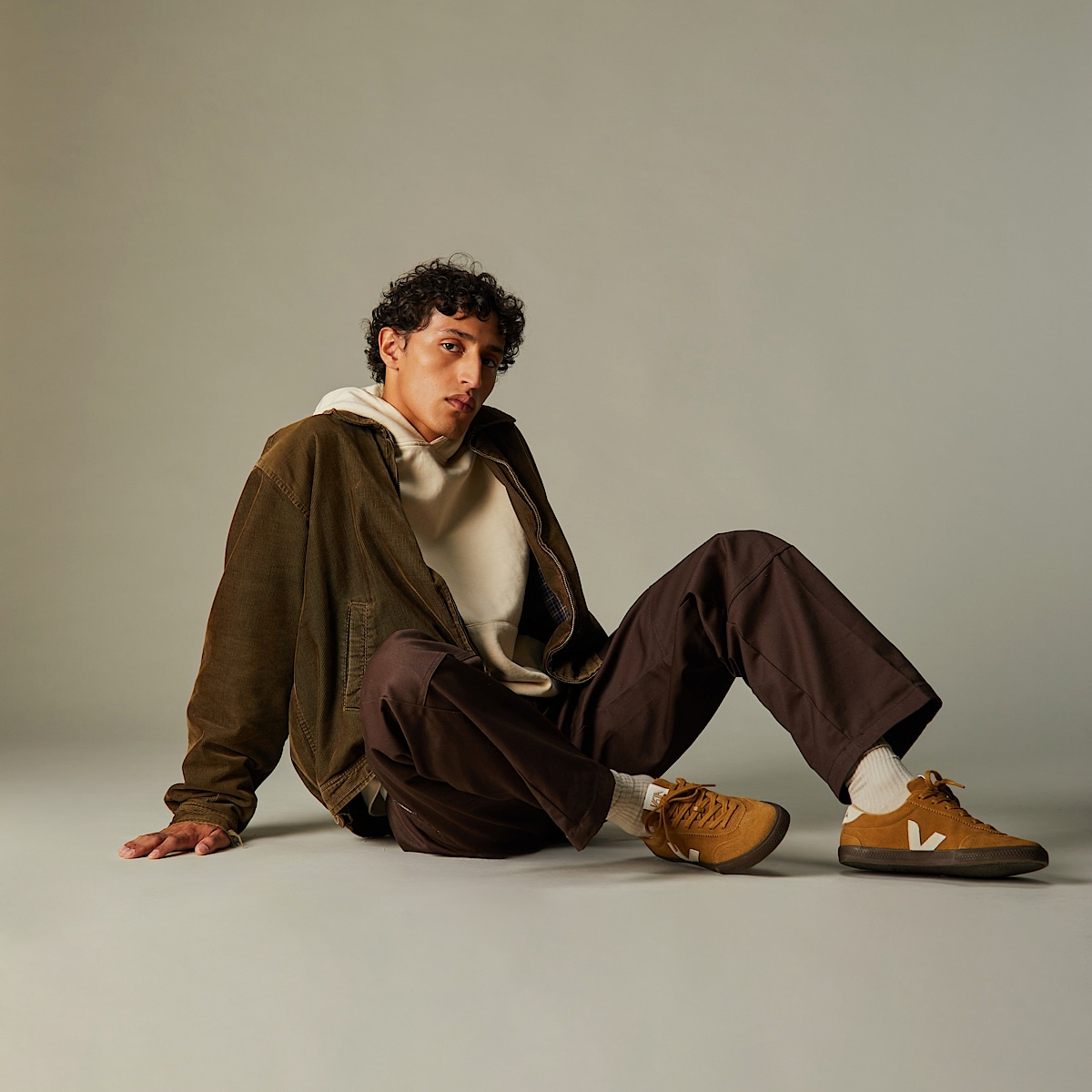 VEJA★VOLLEY SUEDE★兼用★TENT NATURAL EAGLE Veja 